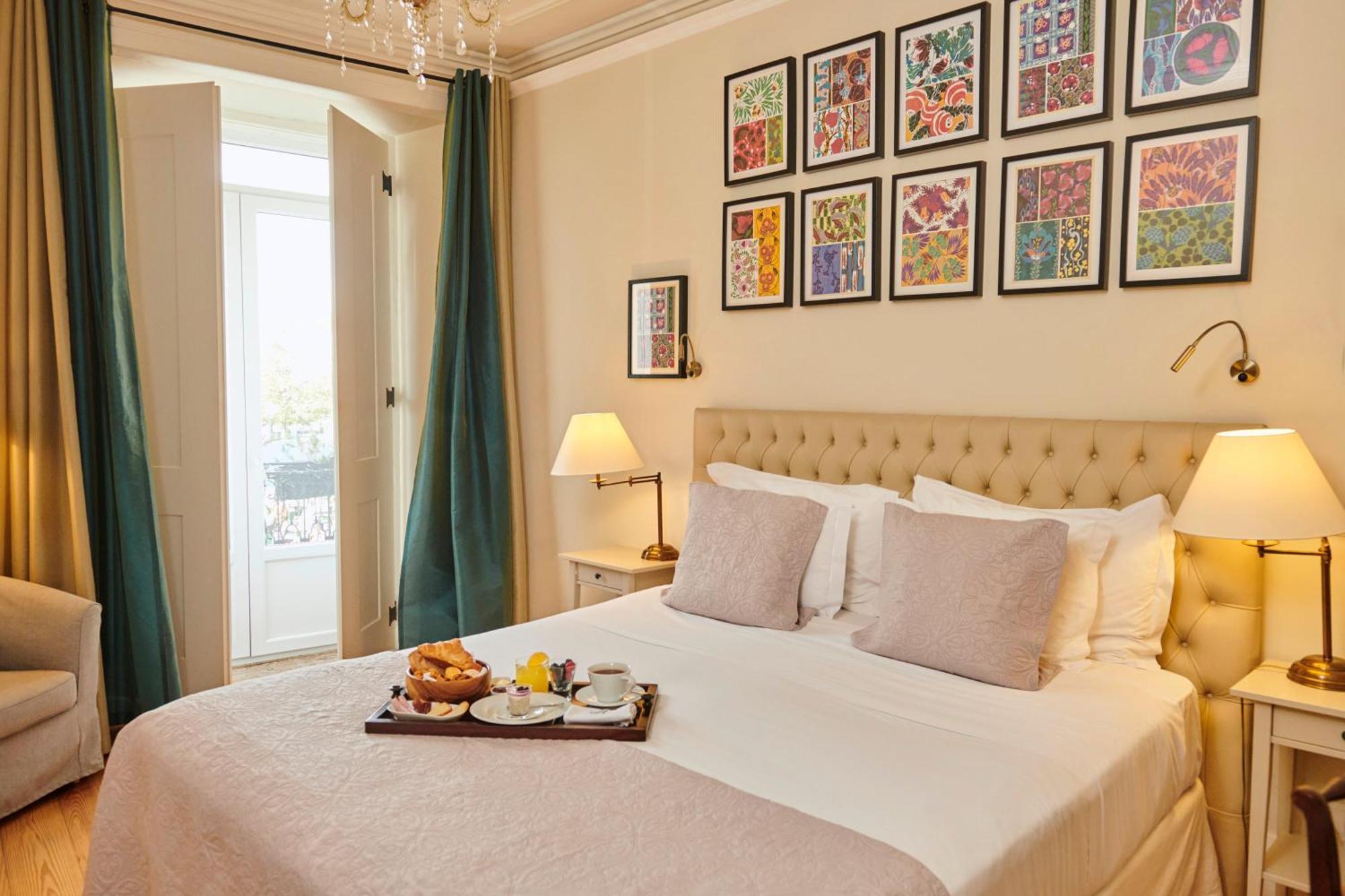 Superior Double or Twin Room Garden View