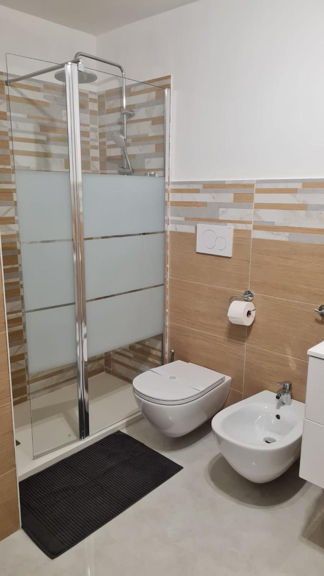 Camera Matrimoniale con Bagno Privato