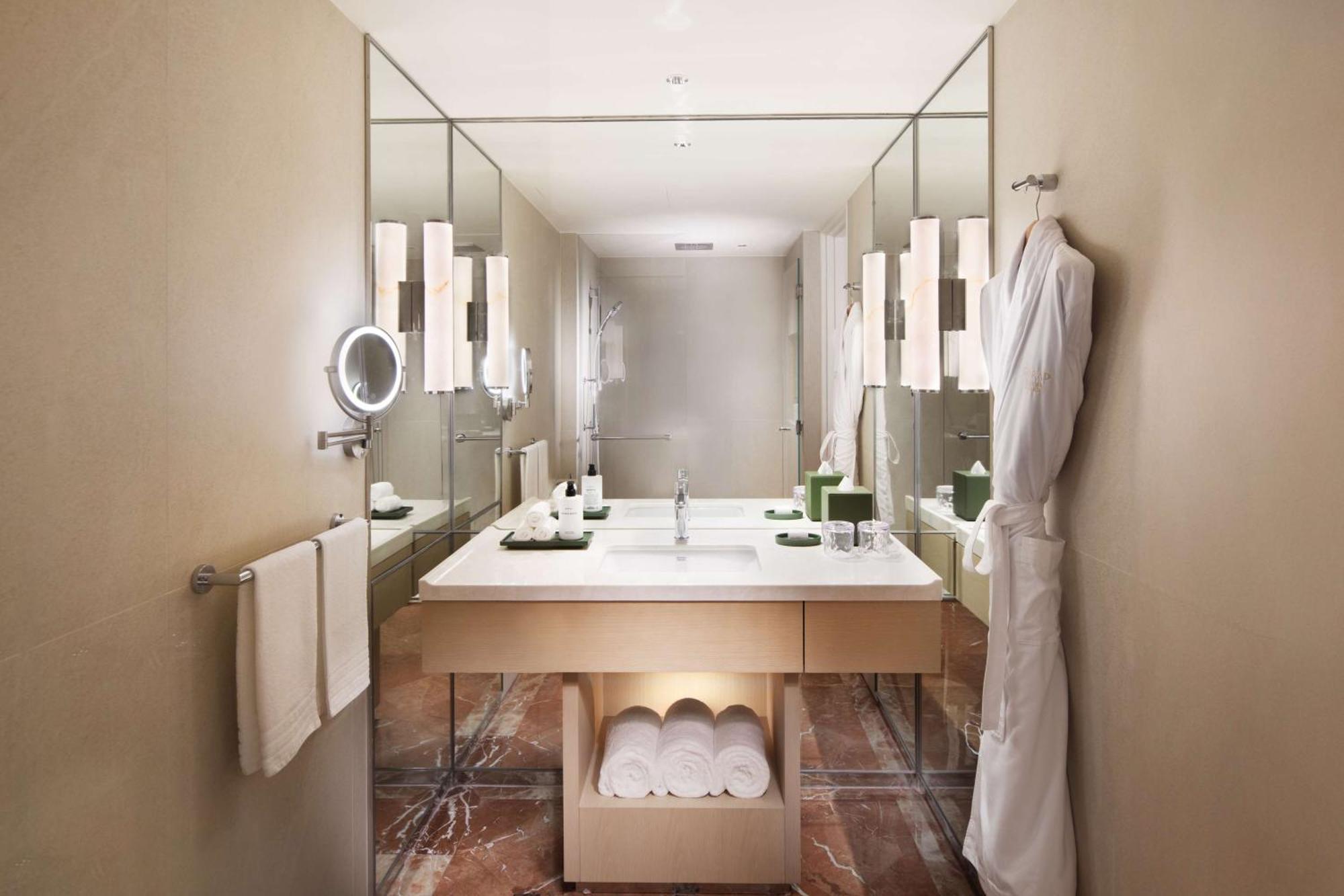 Suite King Premium