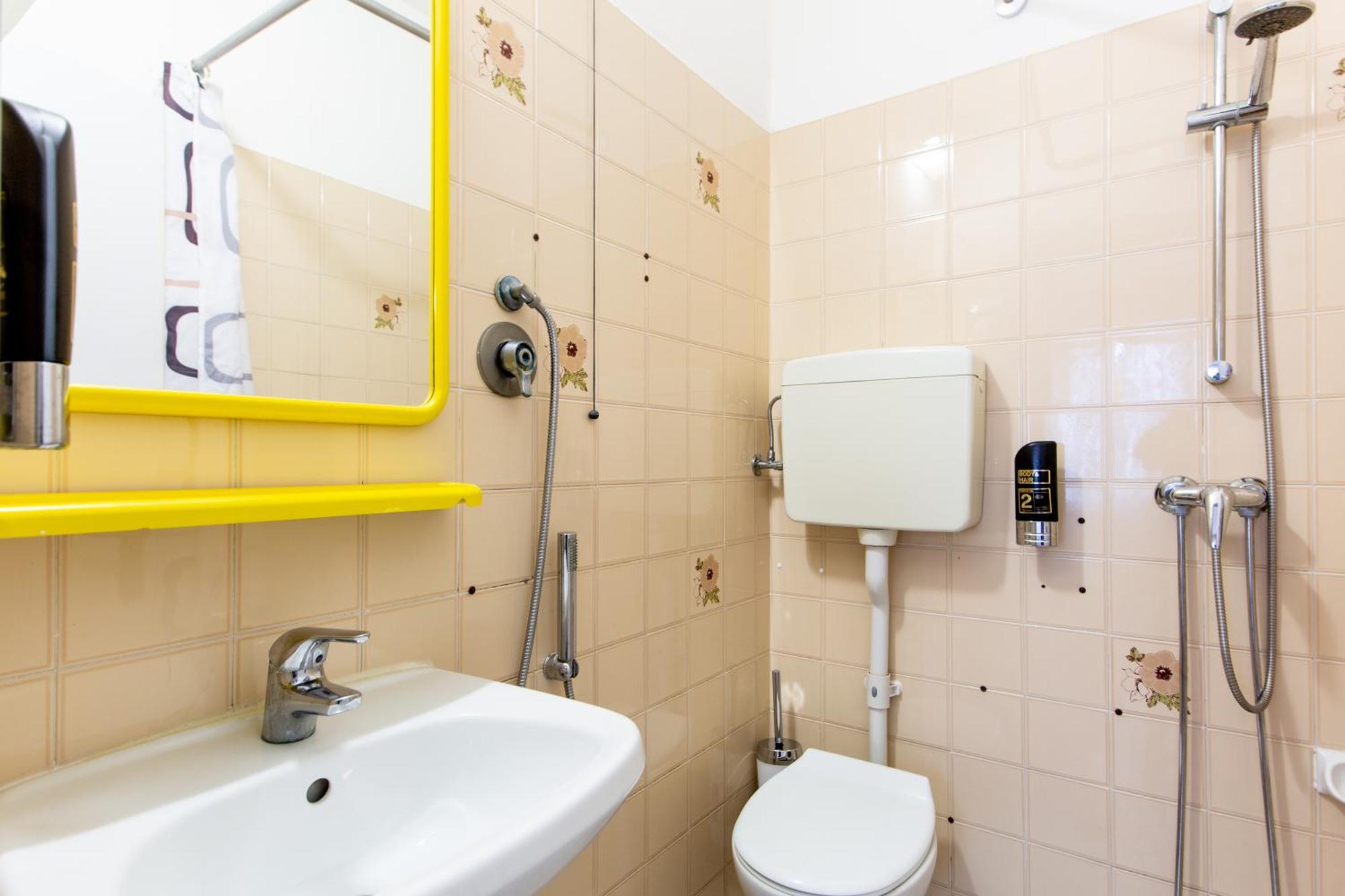 Basic Triple Room