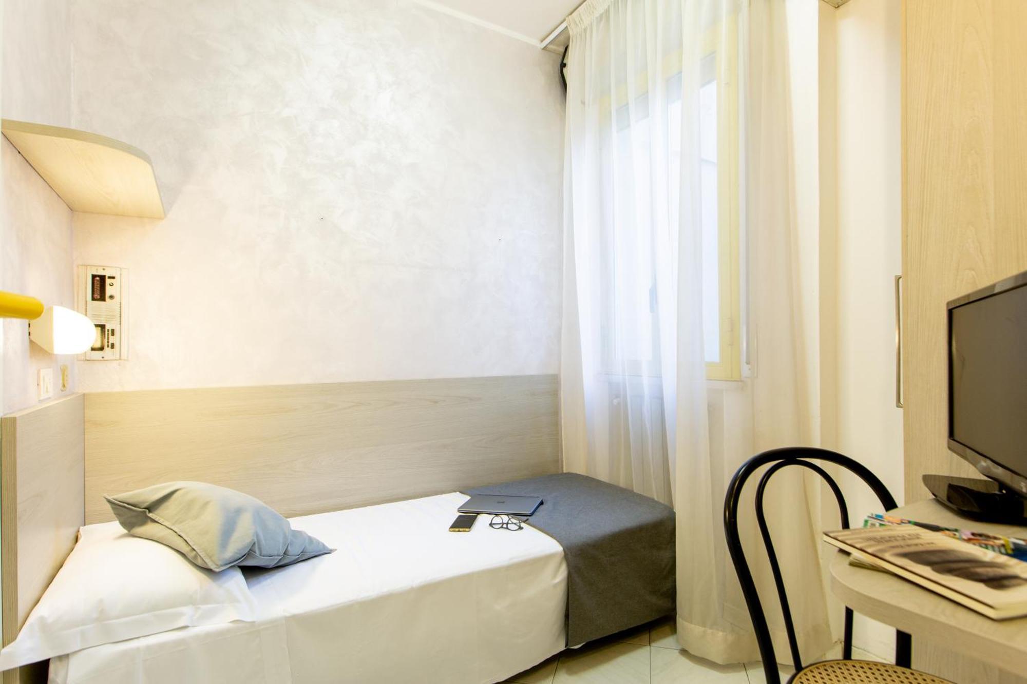 Small Single Room