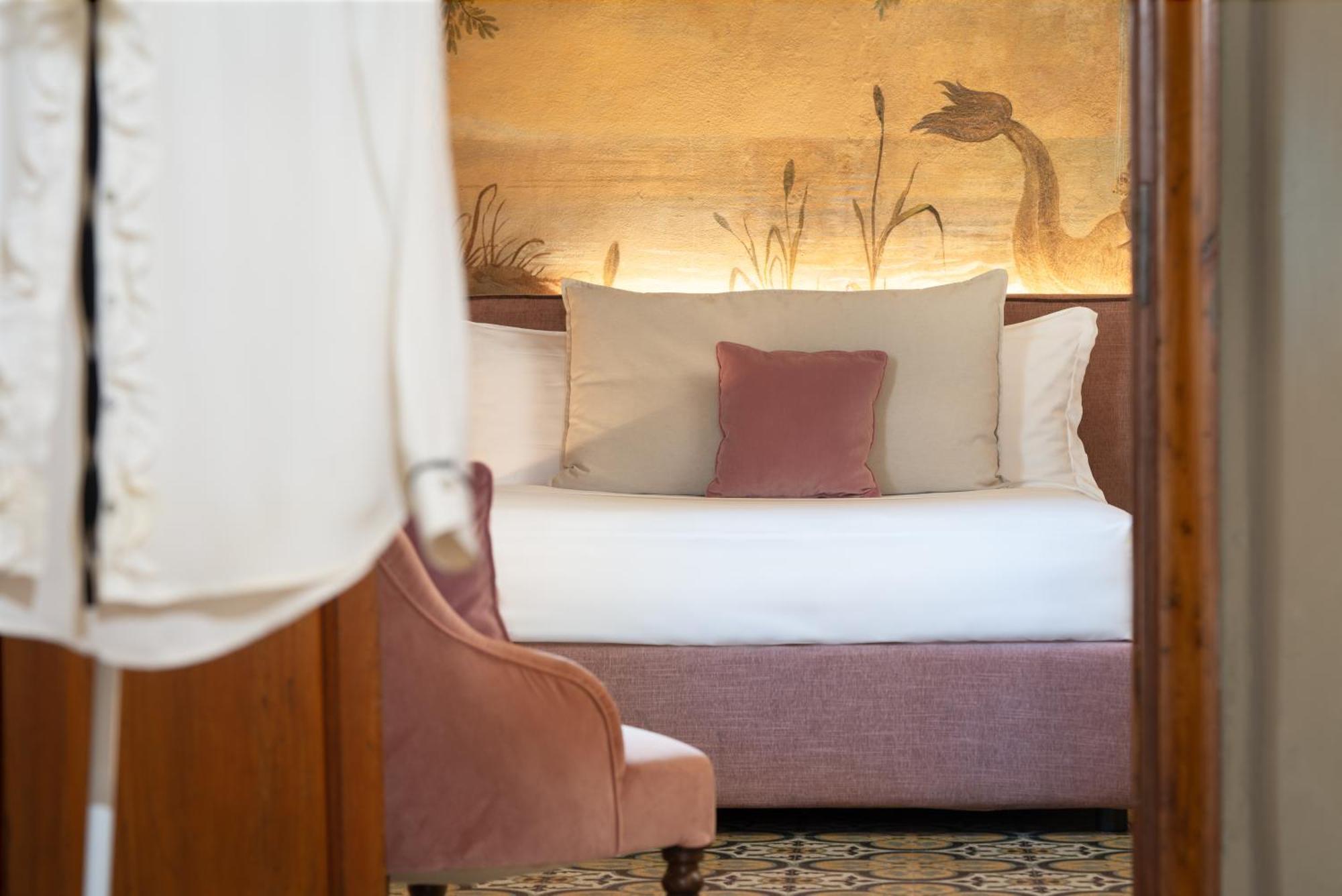 Queen Suite Spa Bath