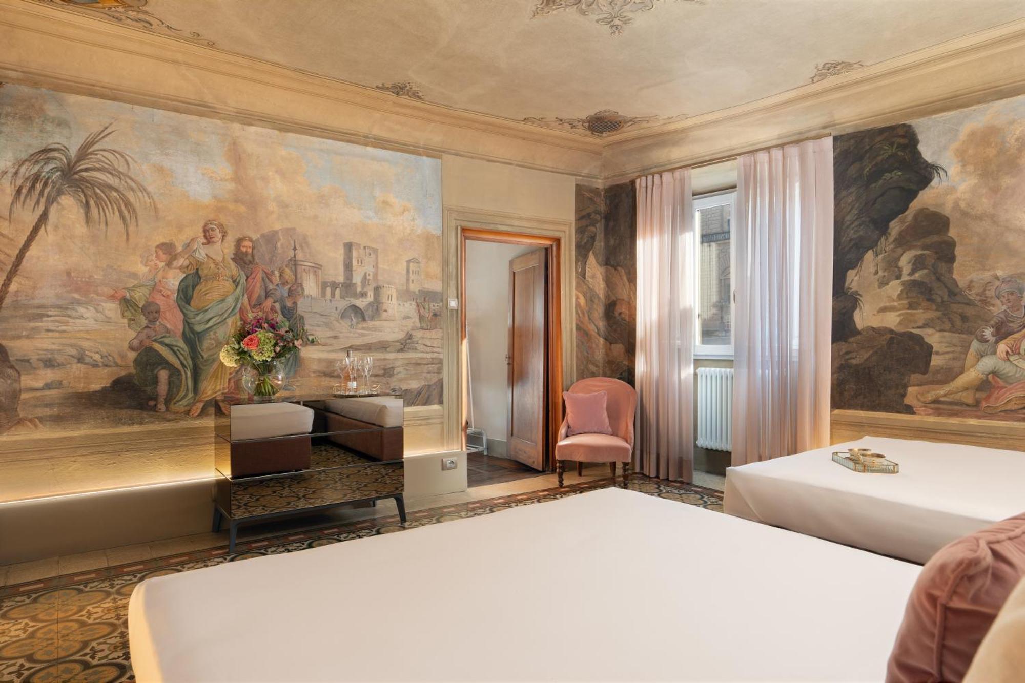 Queen Suite Spa Bath