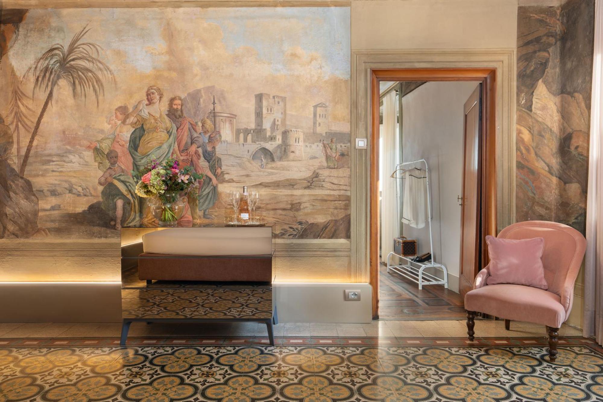 Queen Suite Spa Bath
