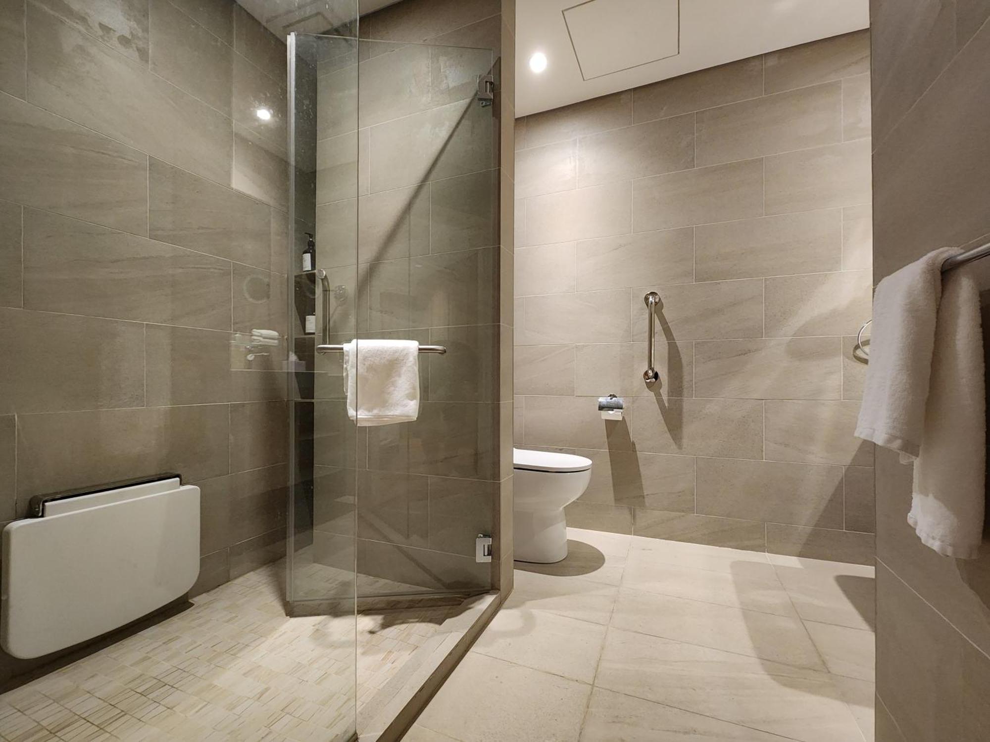 One-Bedroom Premier Suite