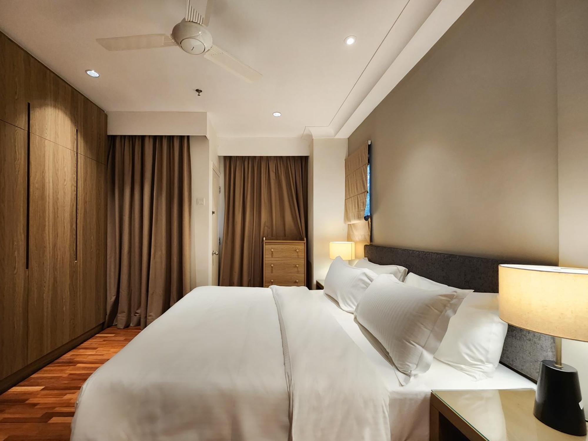One-Bedroom Premier Suite