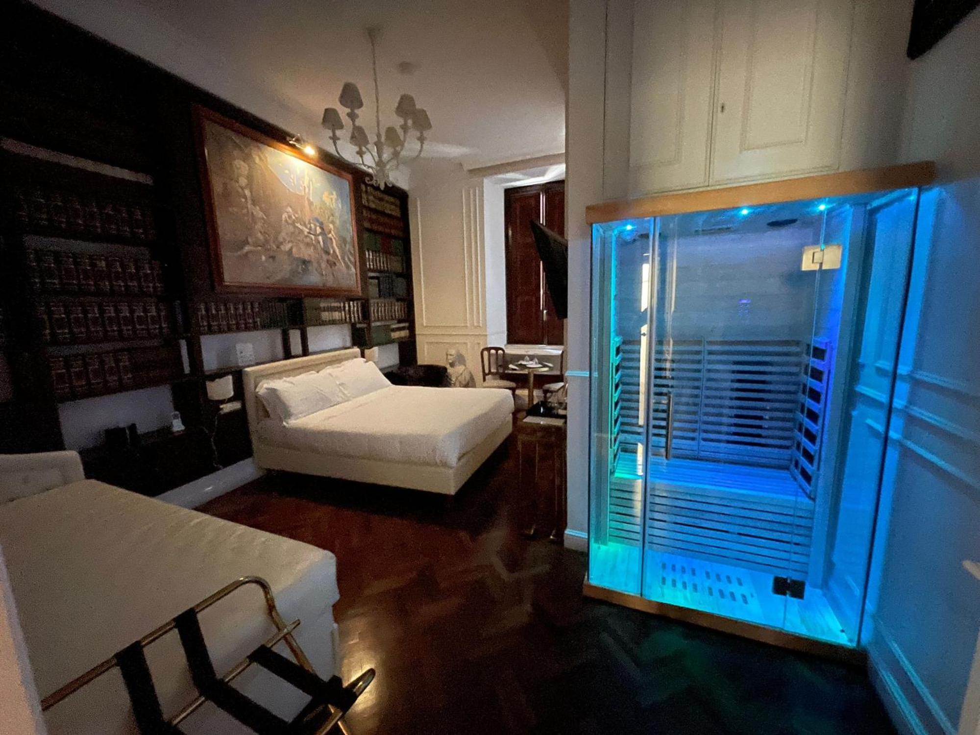 Superior Suite Spa Bath Sauna