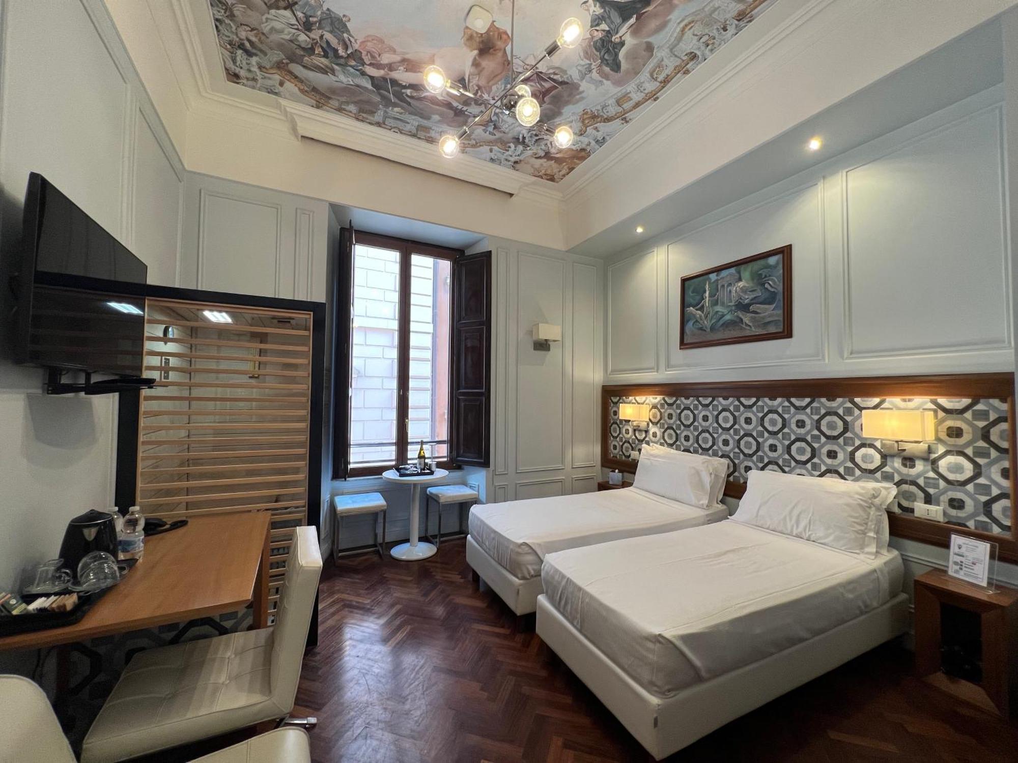 Senior Suite Spa Bath Sauna
