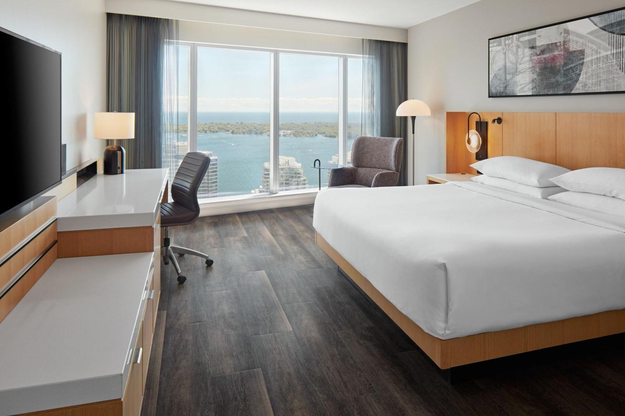 King Room Lake View