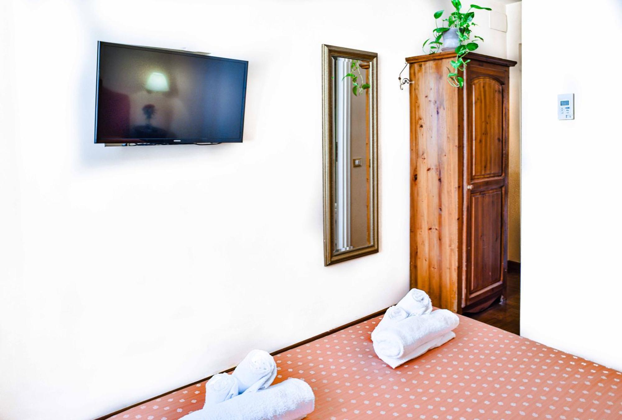 Double Room,1538840635:JPEG