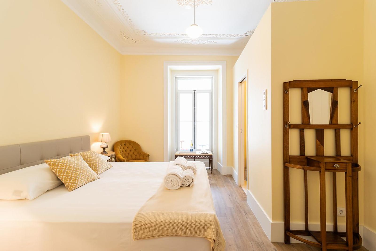 Double Room Private Bathroom