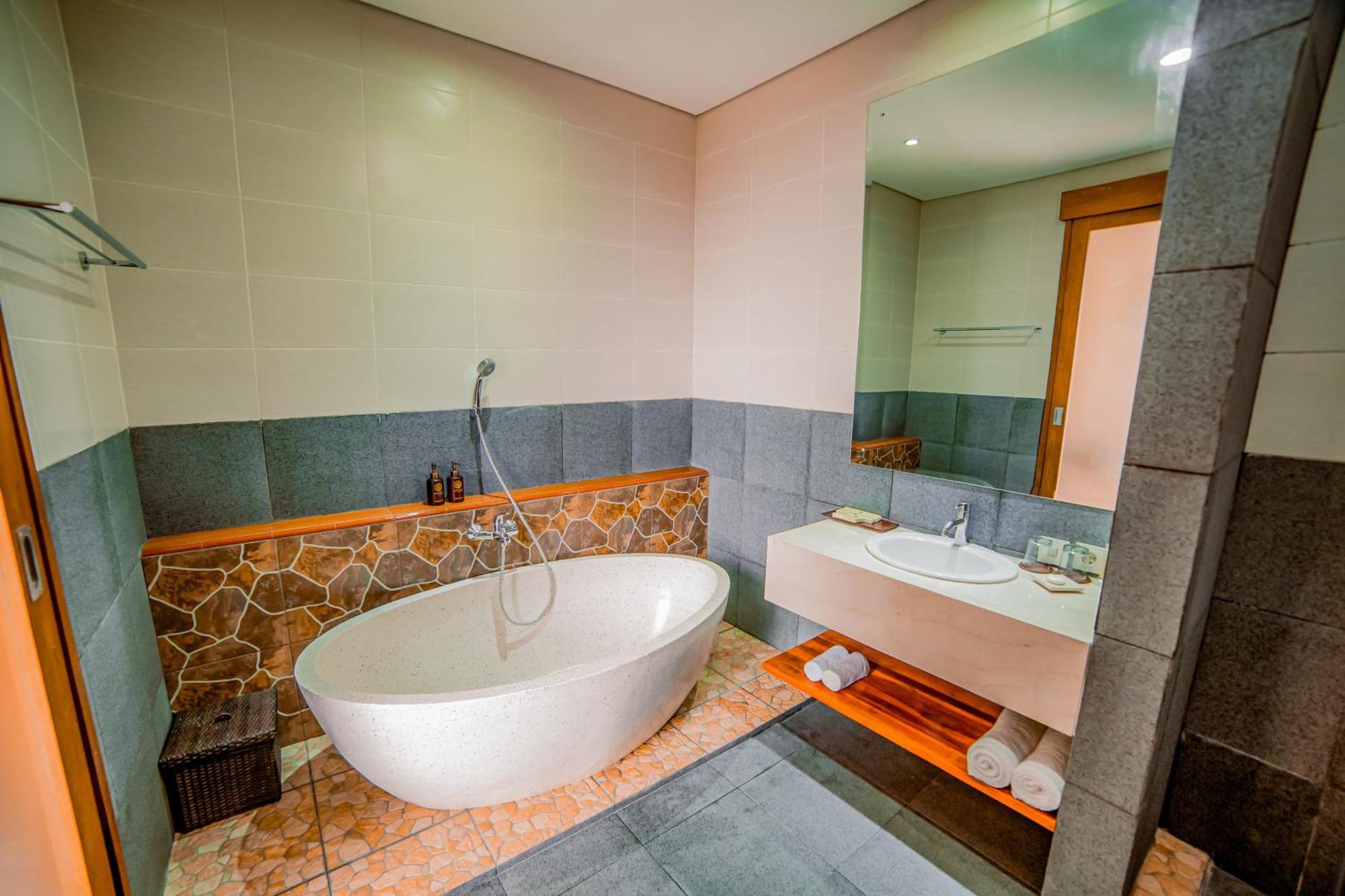 Premier Room
