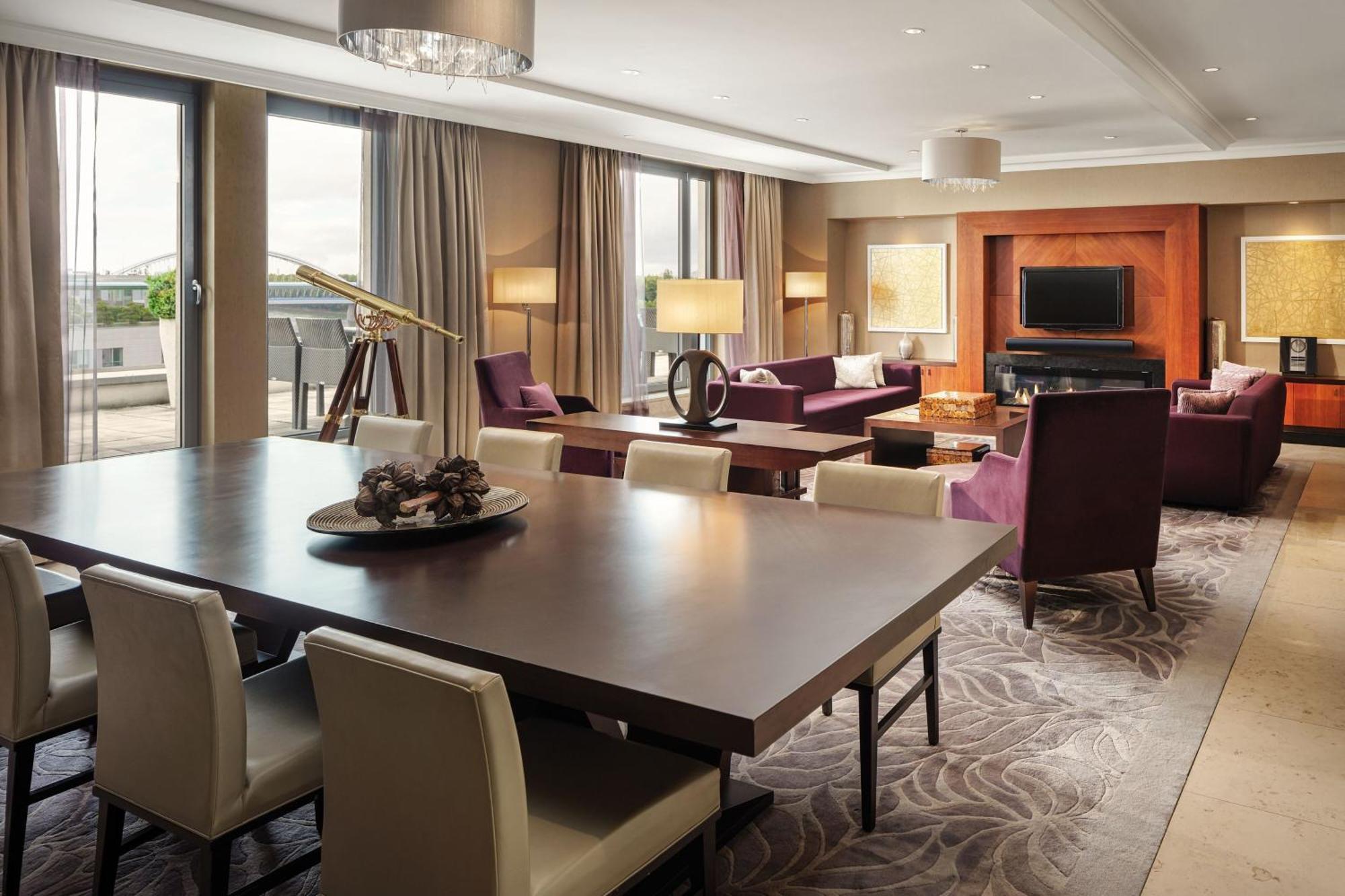 Presidential Suite Club lounge access 1 Bedroom Suite