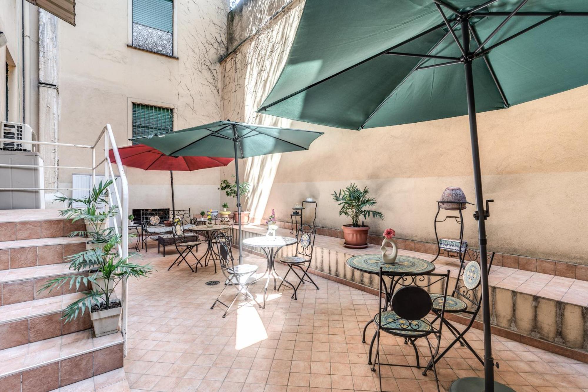 Apartment Garden View