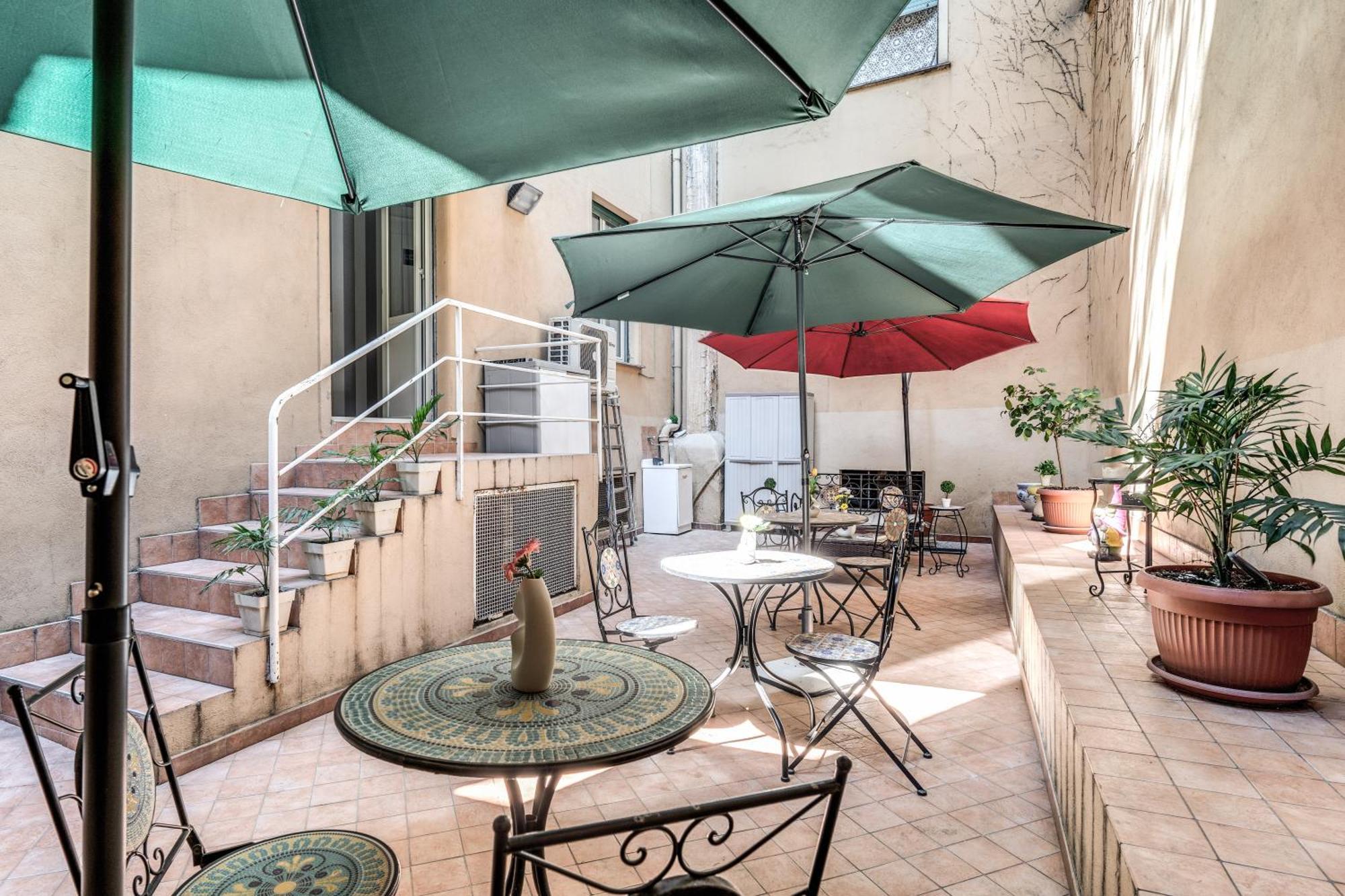 Apartment Garden View