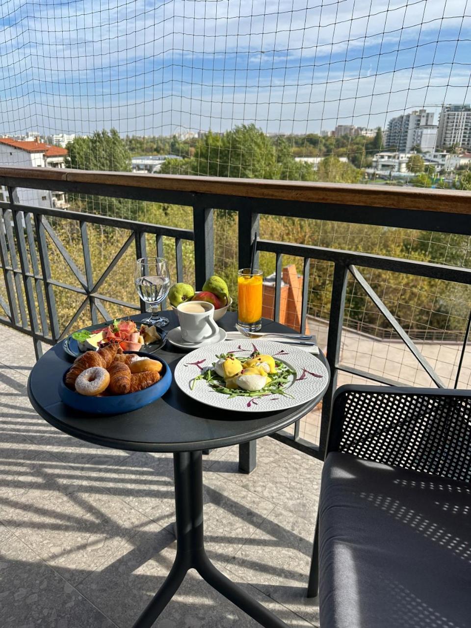 Twin Premium Room Wellness Access