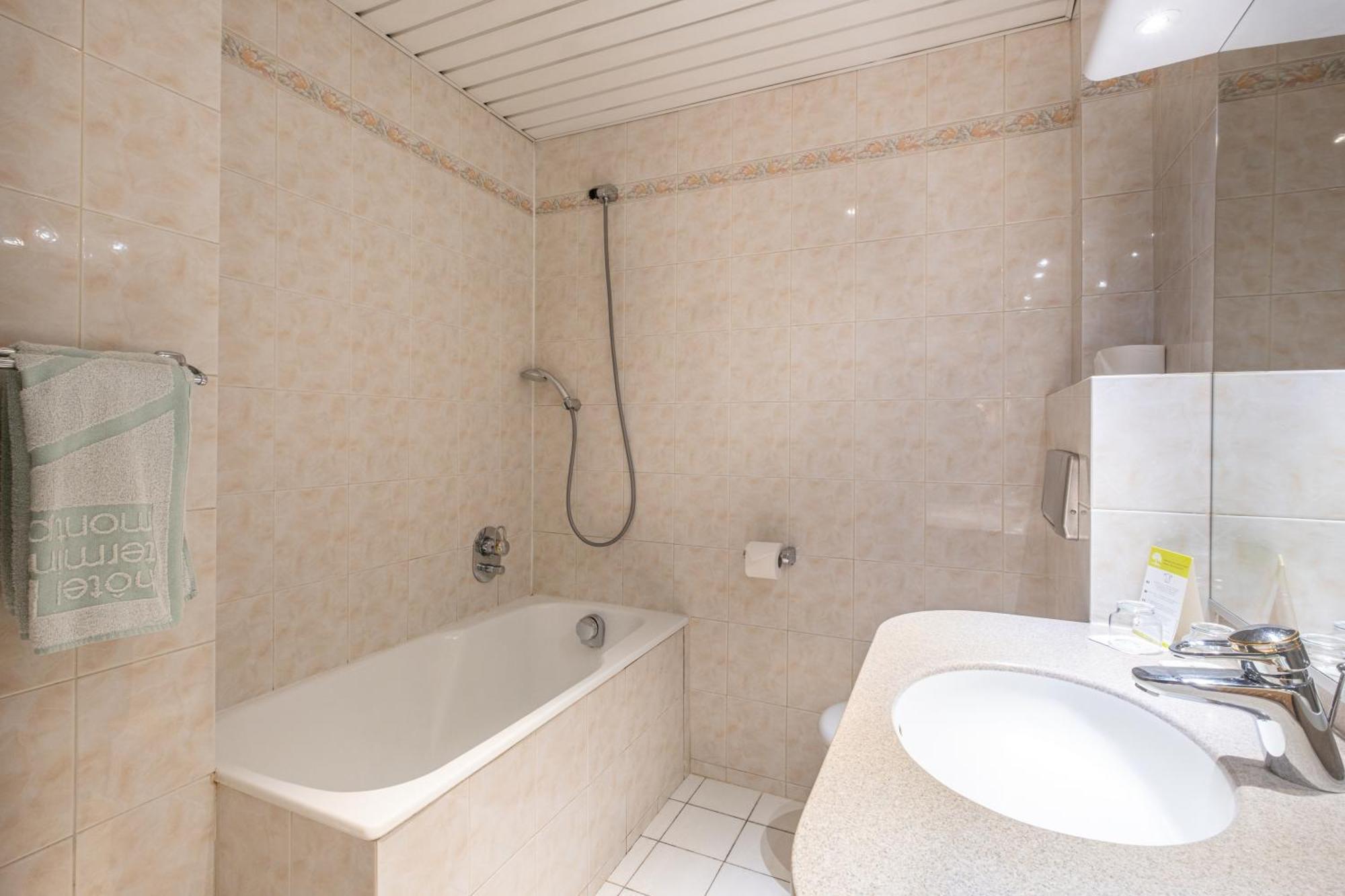 Camera Matrimoniale Club