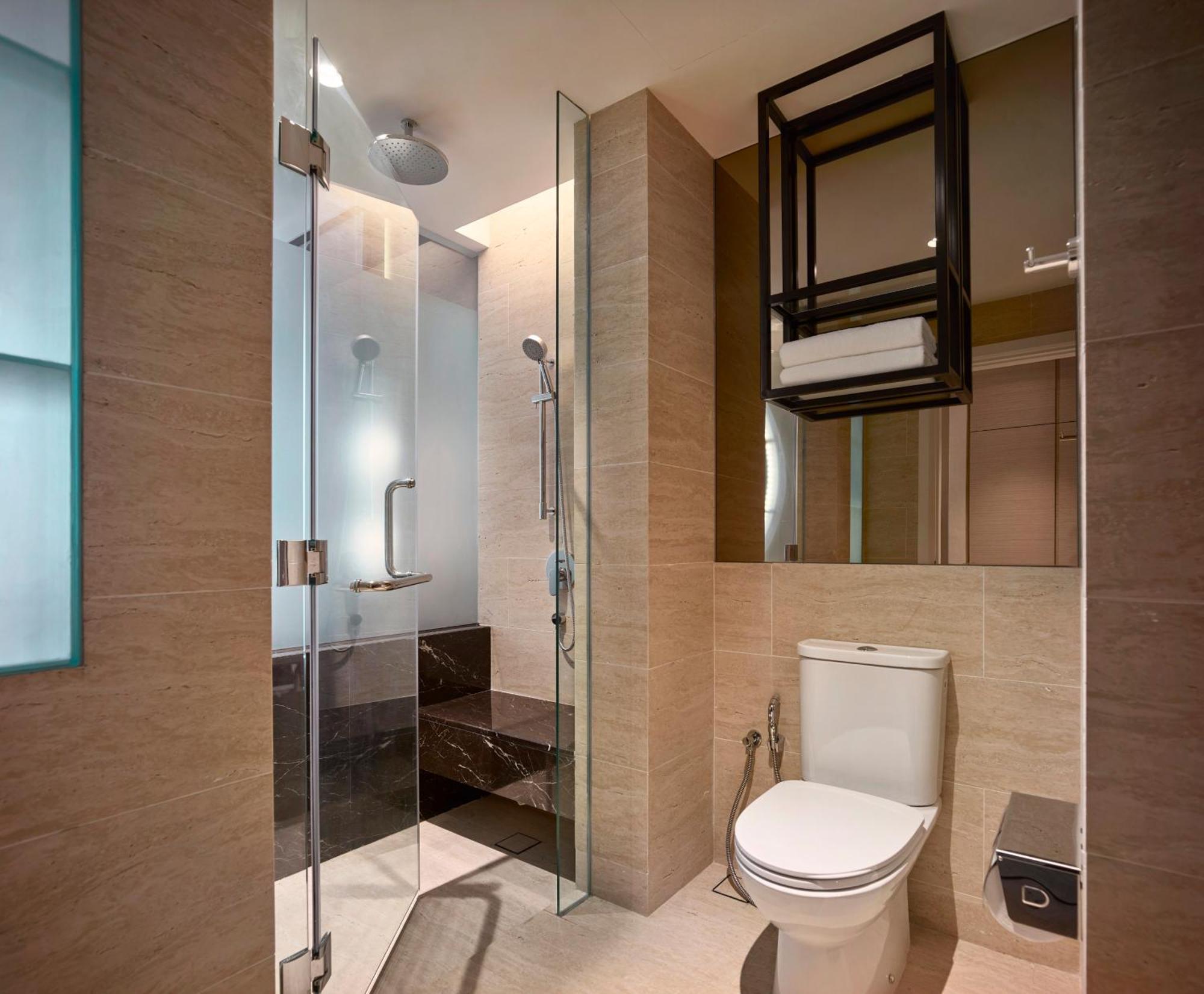 Deluxe Twin Guest room 2 Twin or Single Beds City view