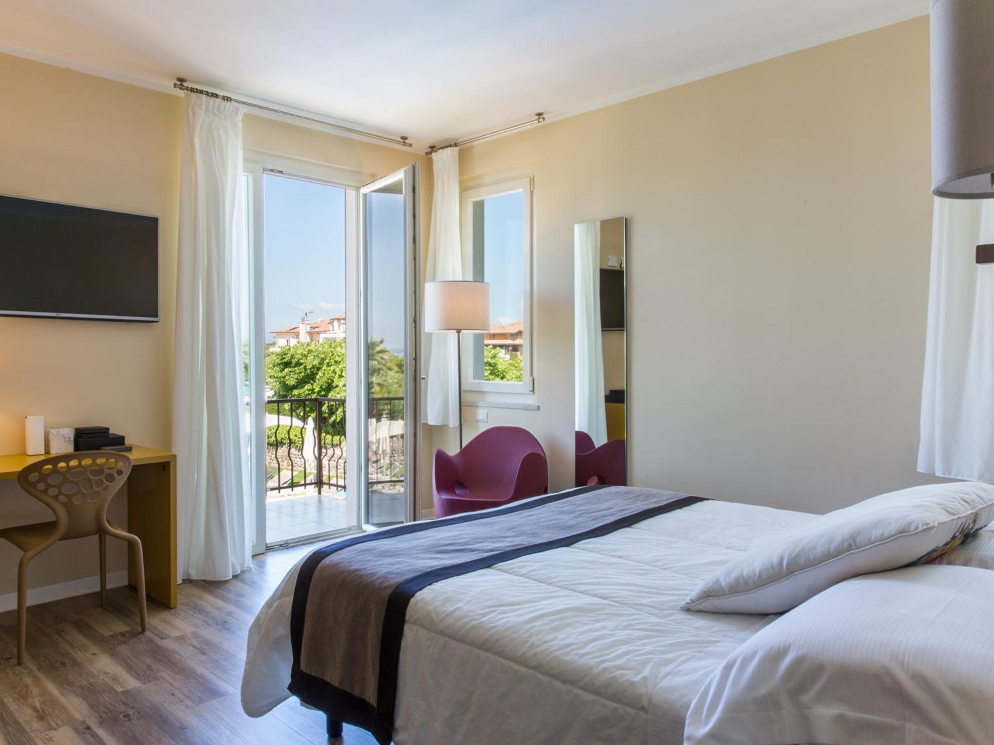 Suite con Terrazza e Vista Lago