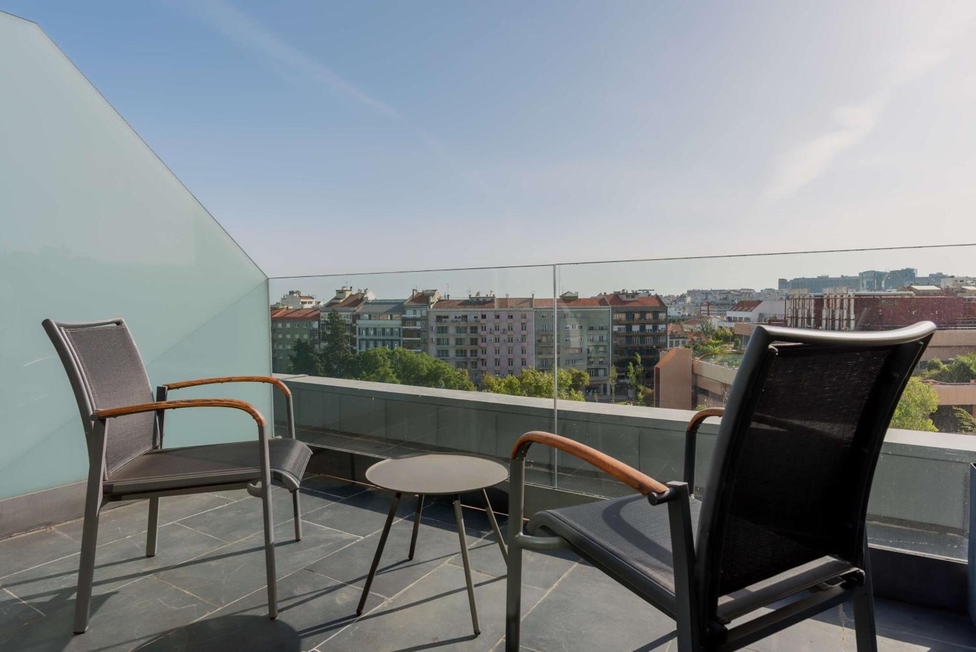 King Premium Terrace