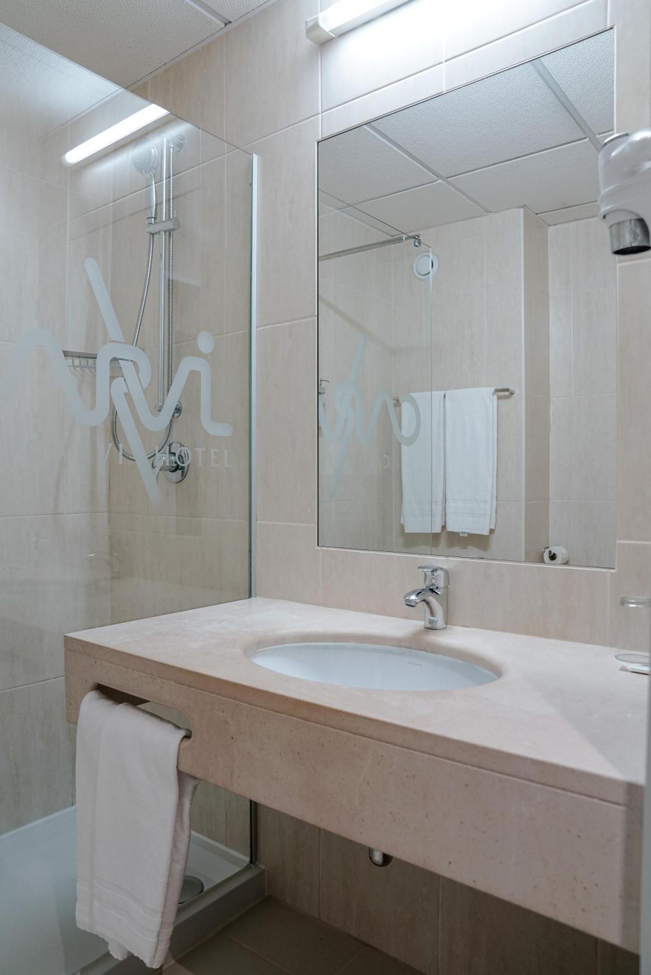 Triple Room Side Sea View