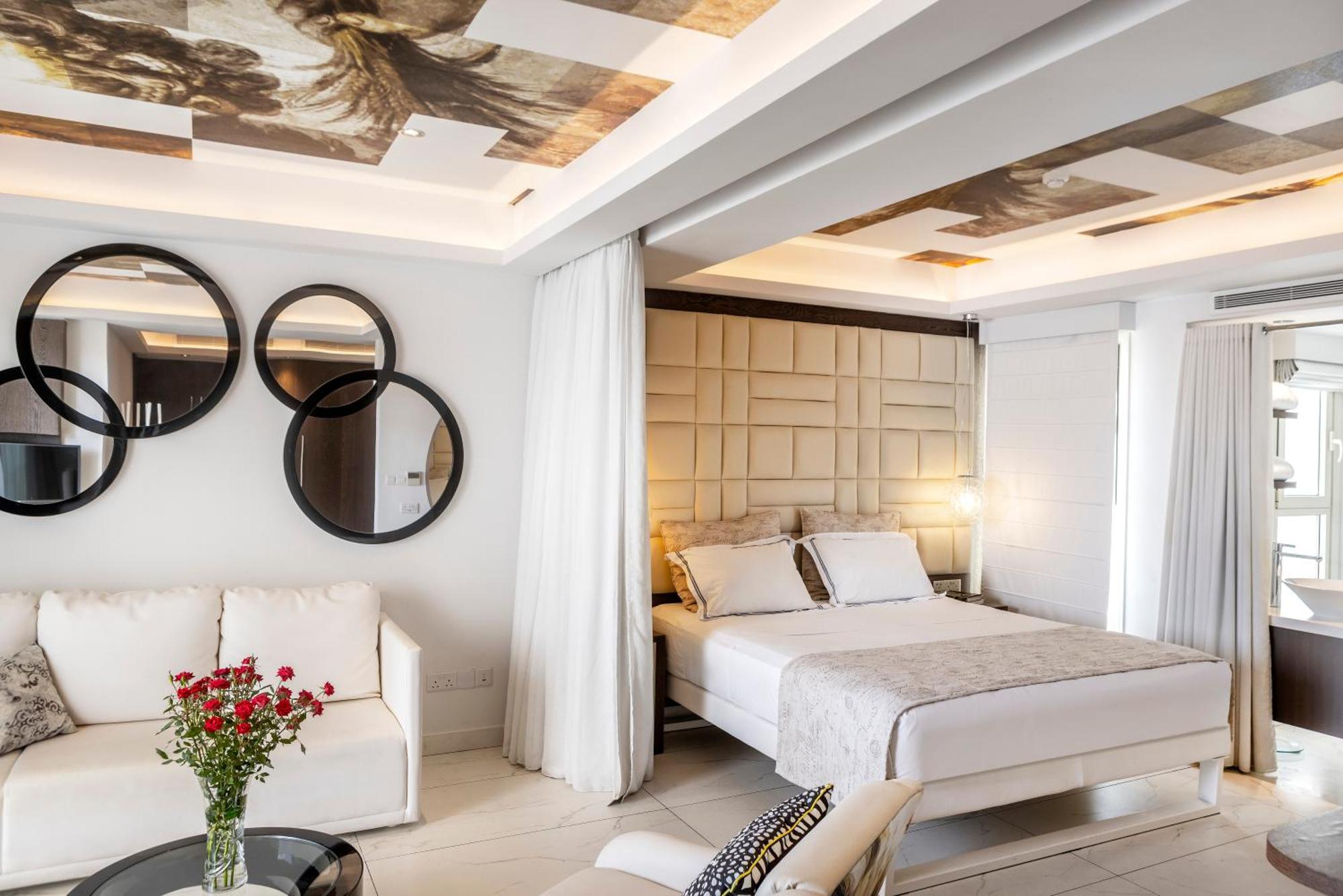 Deluxe Larger Suite