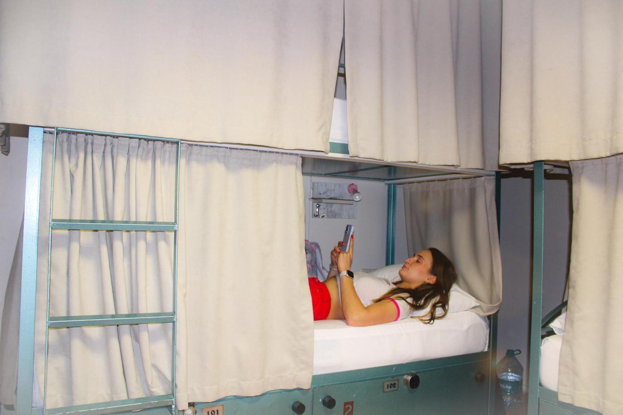 Posto Letto in Dormitorio Misto con 10 Letti