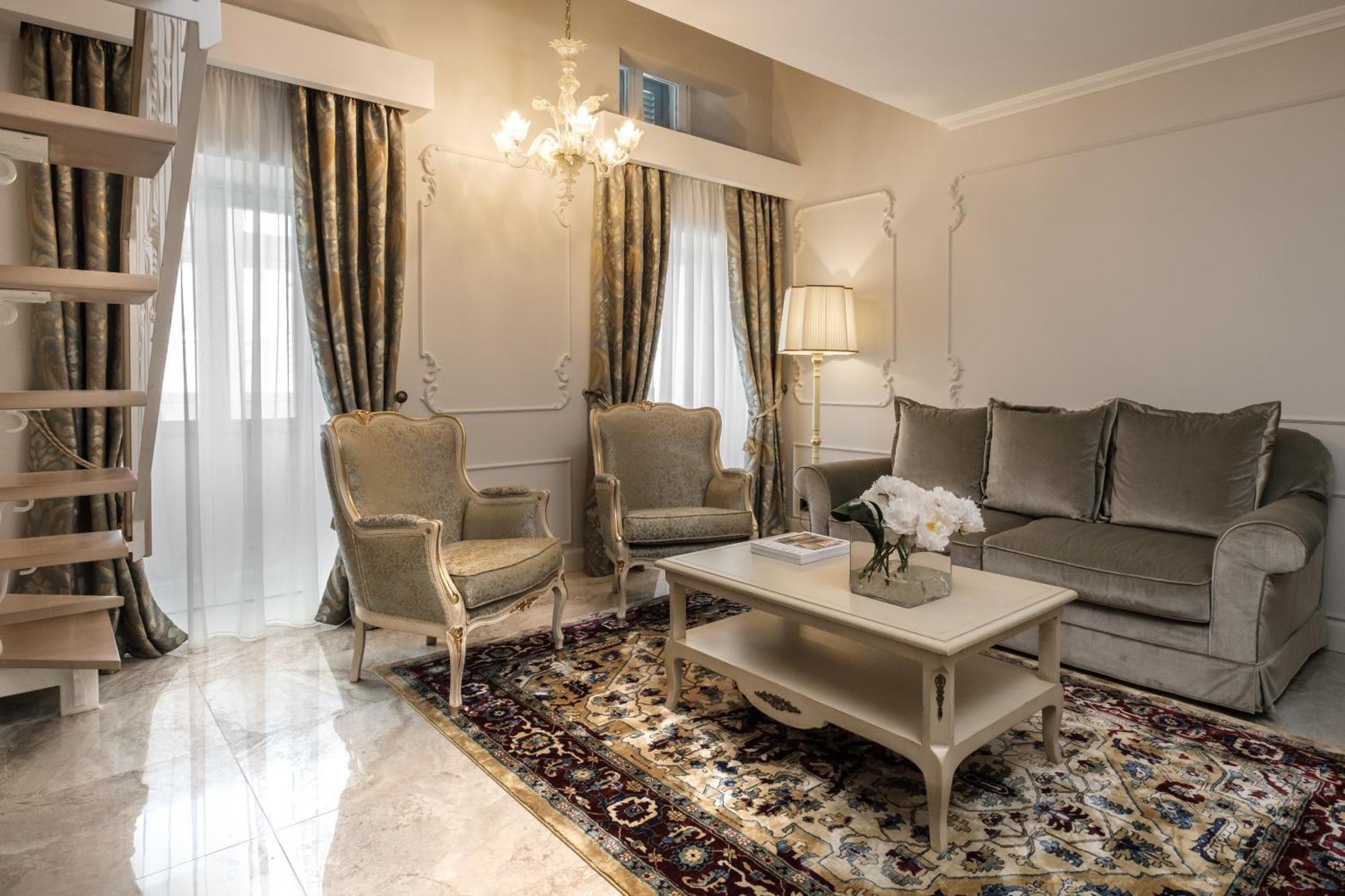 Signature Suite