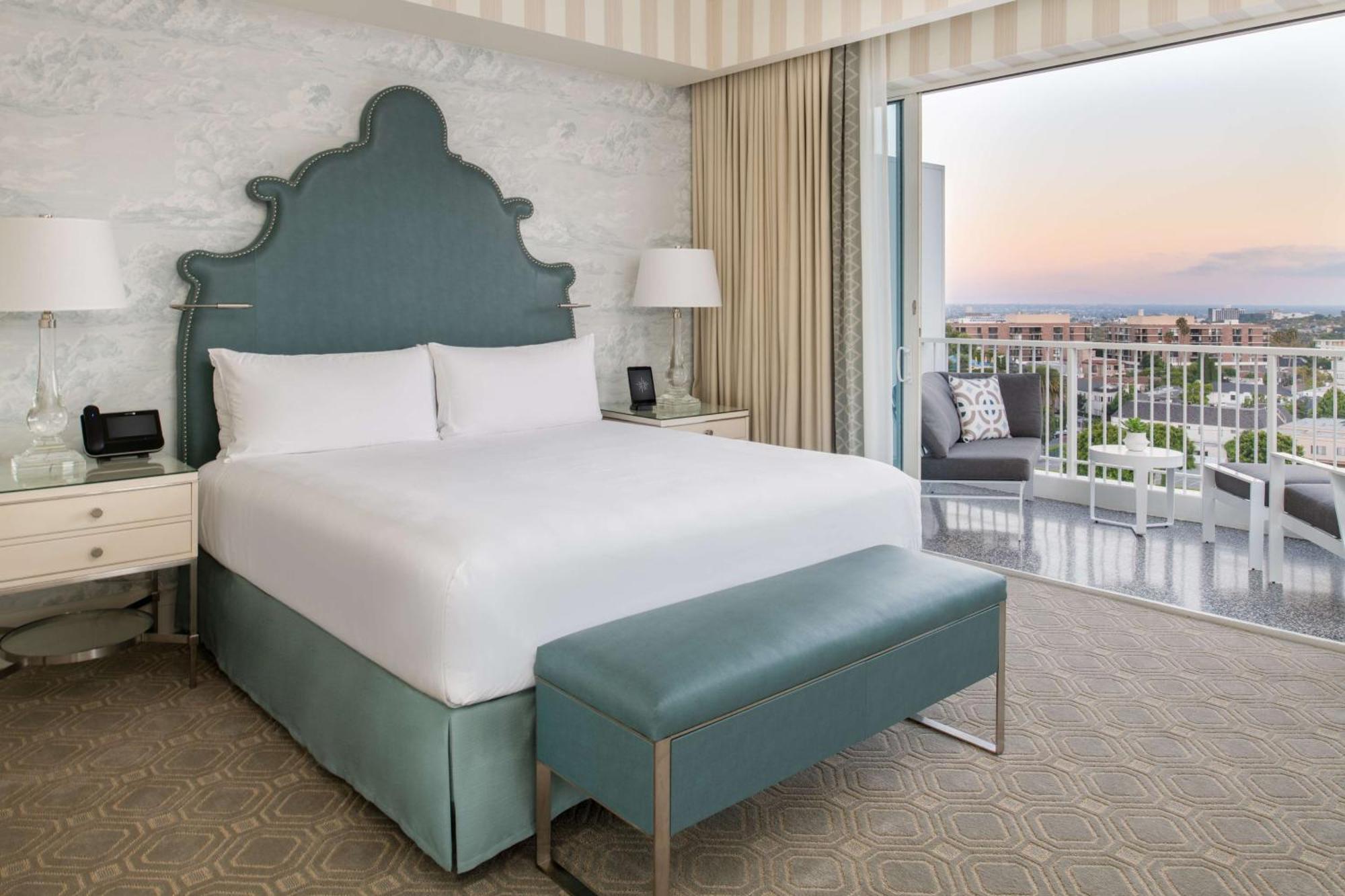 One-Bedroom Suite - Mobility and Hearing Access