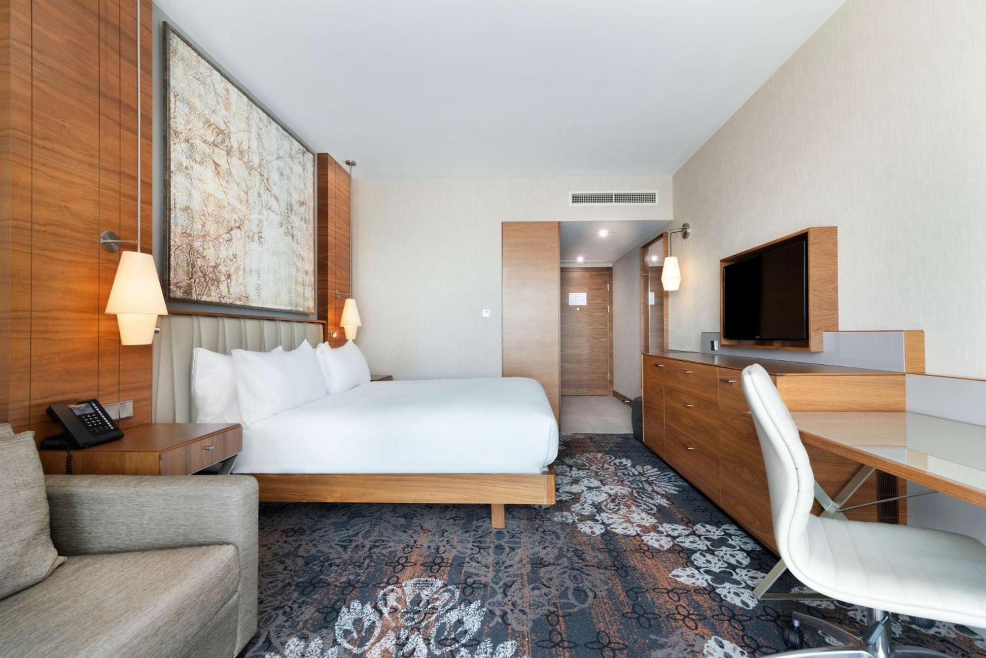 King Guest Room