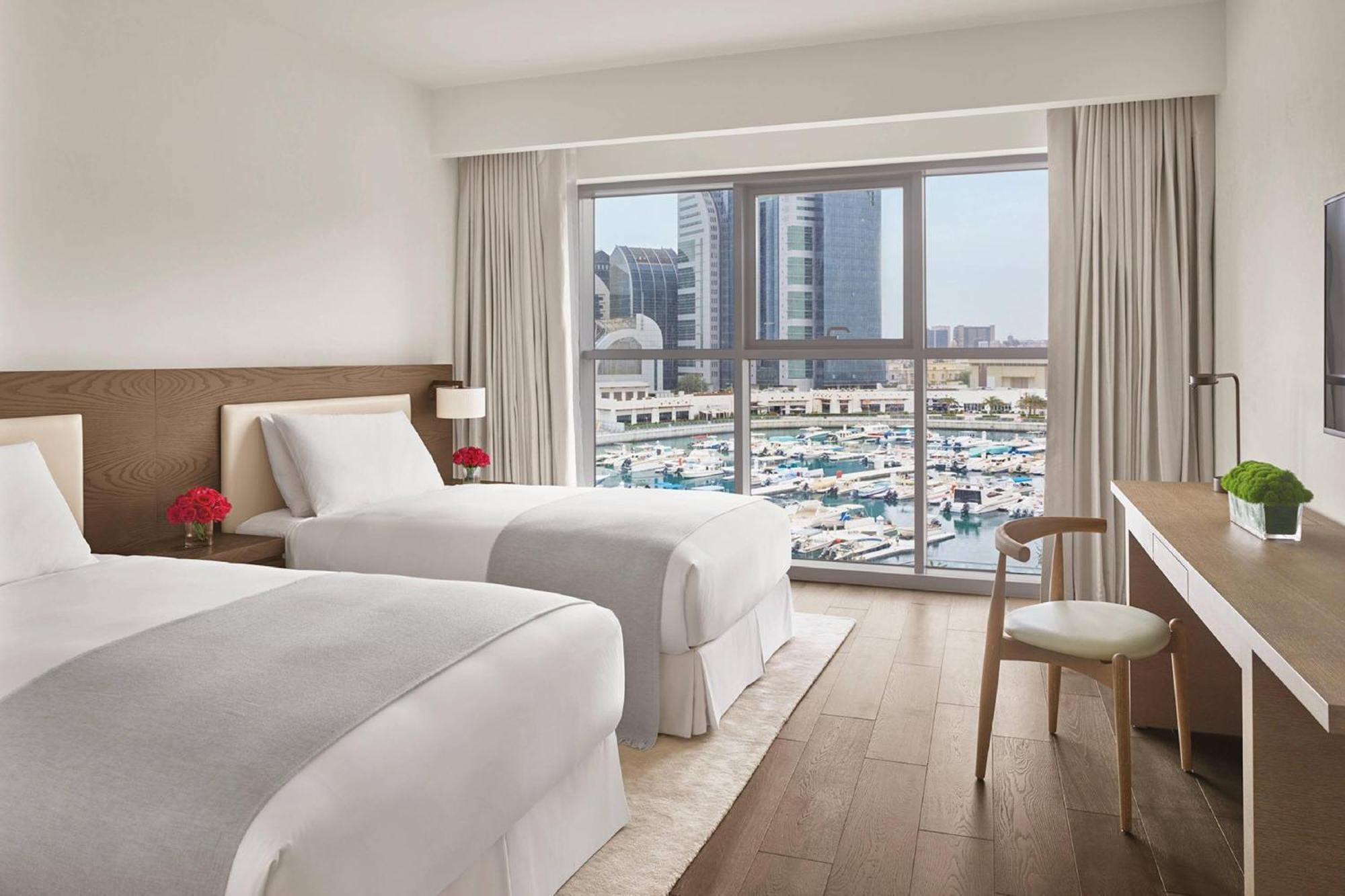 Three-Bedroom Apartment Marina View