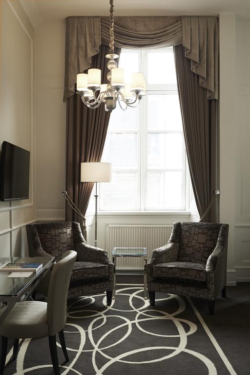 Executive Double Room Access to Executive Lounge