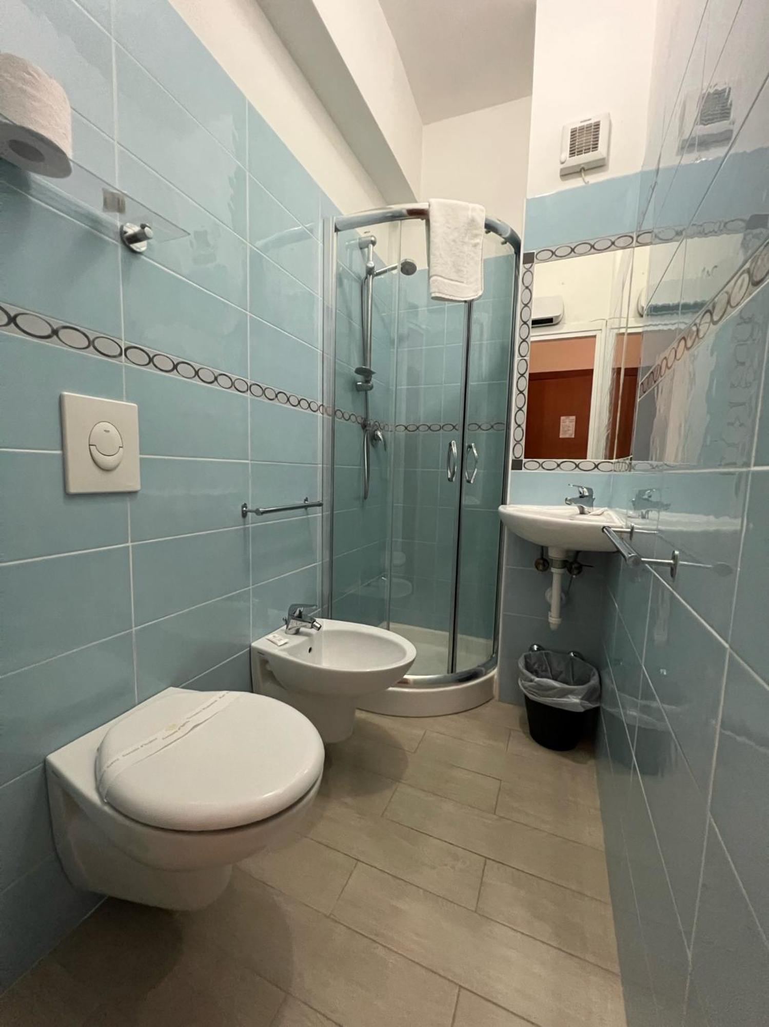 Triple Room Bathroom