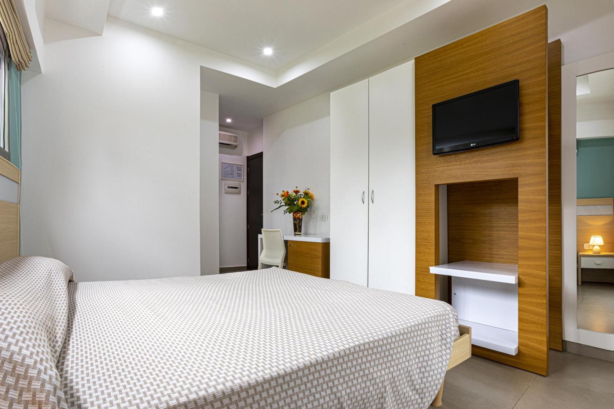 Double Room Porch