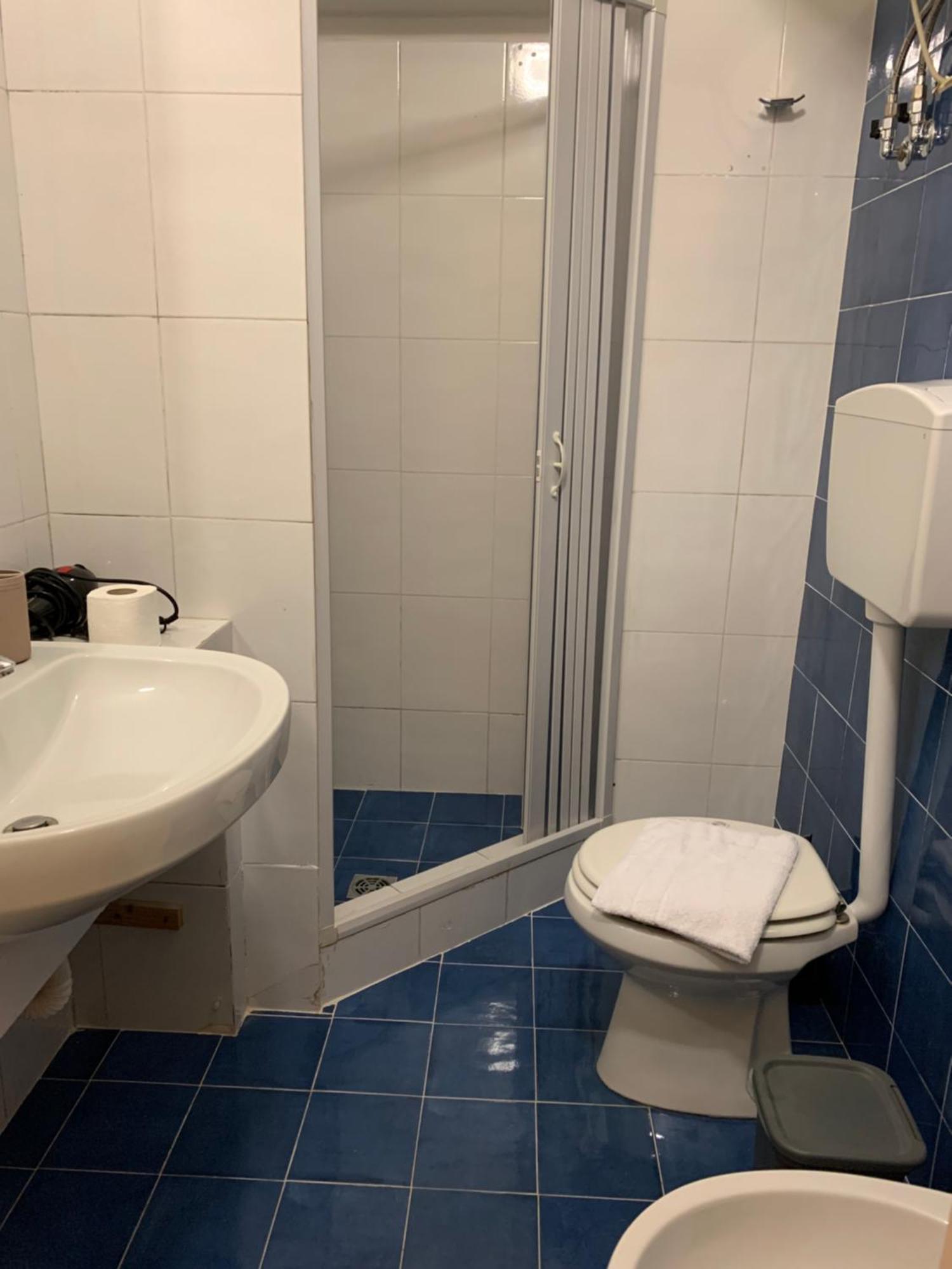 Quadruple Room Private External Bathroom