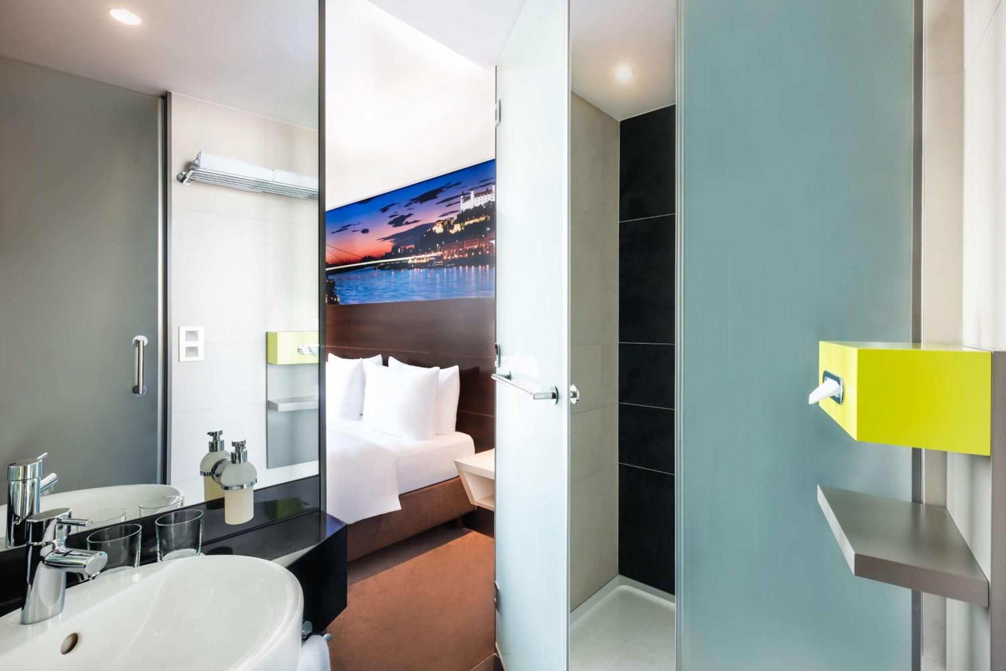 King Room Castle View