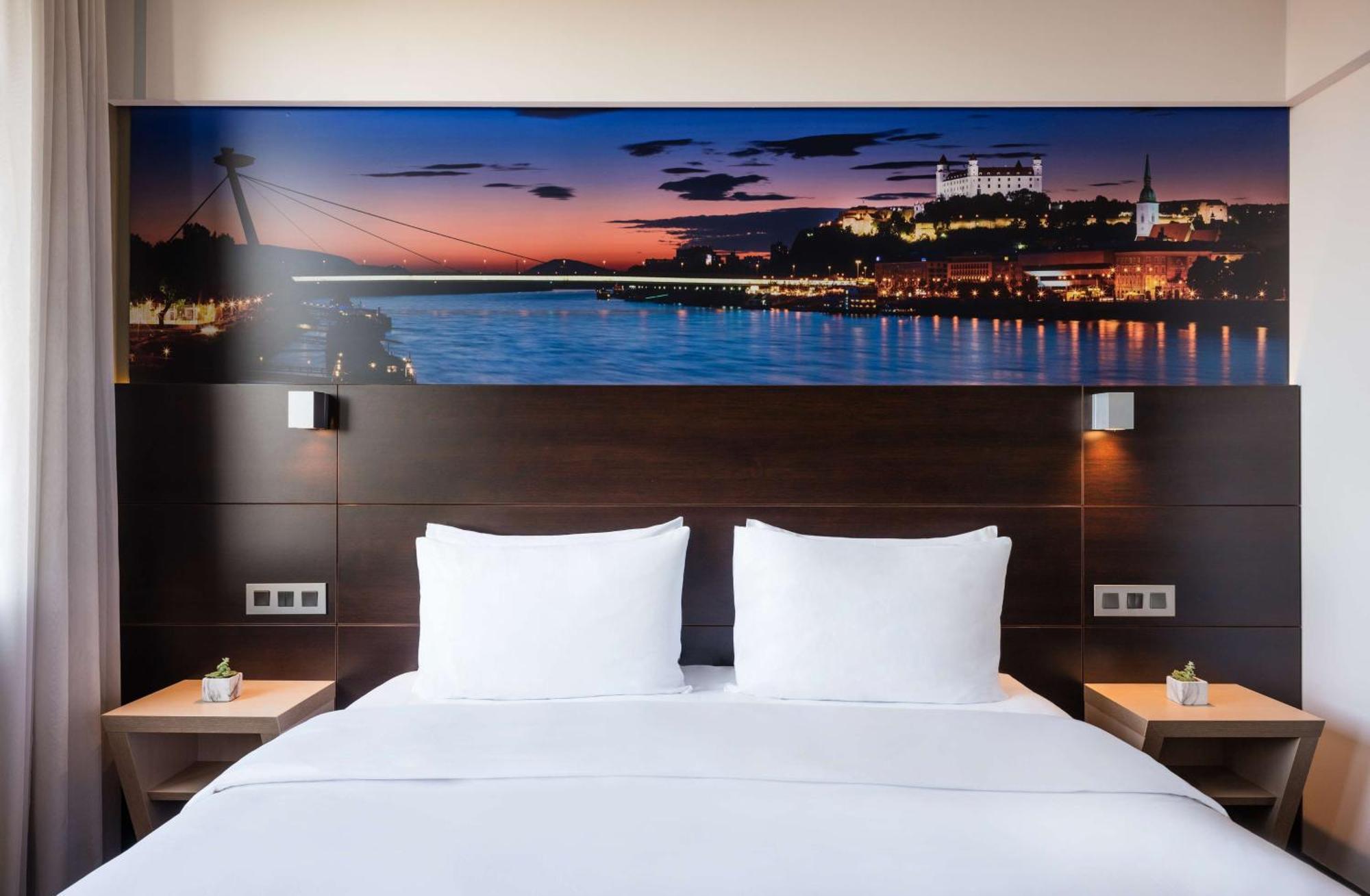 King Room Castle View