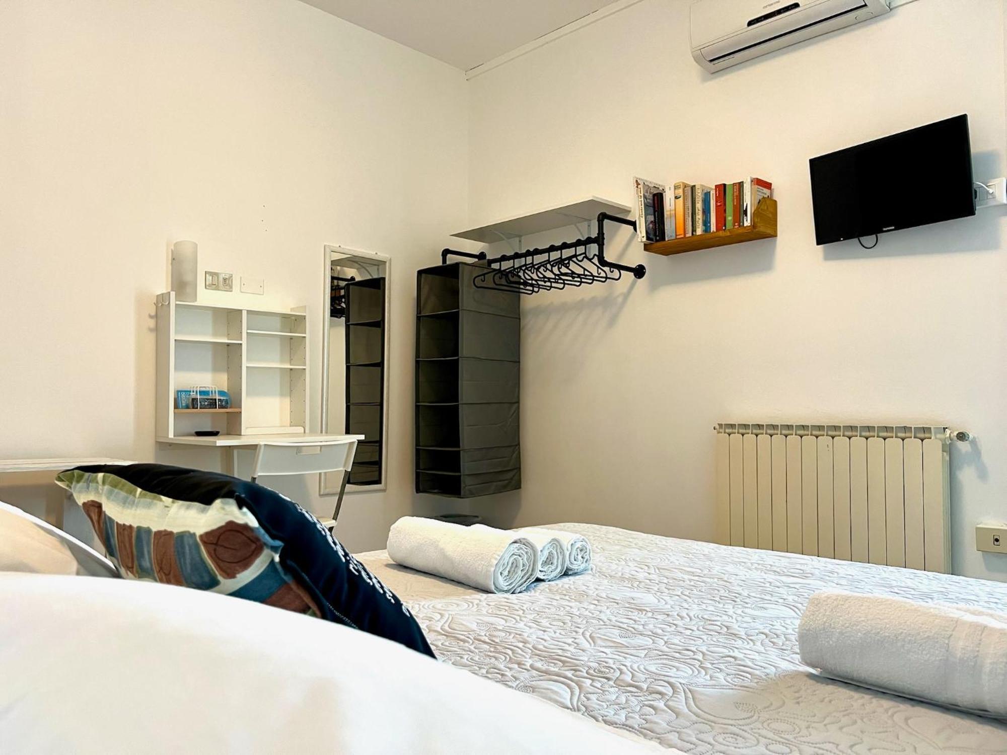 Large Double or Twin Room