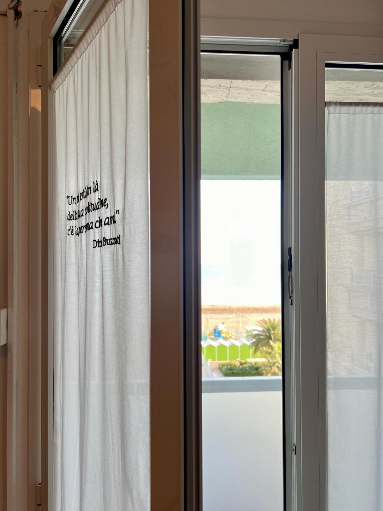 Large Double or Twin Room