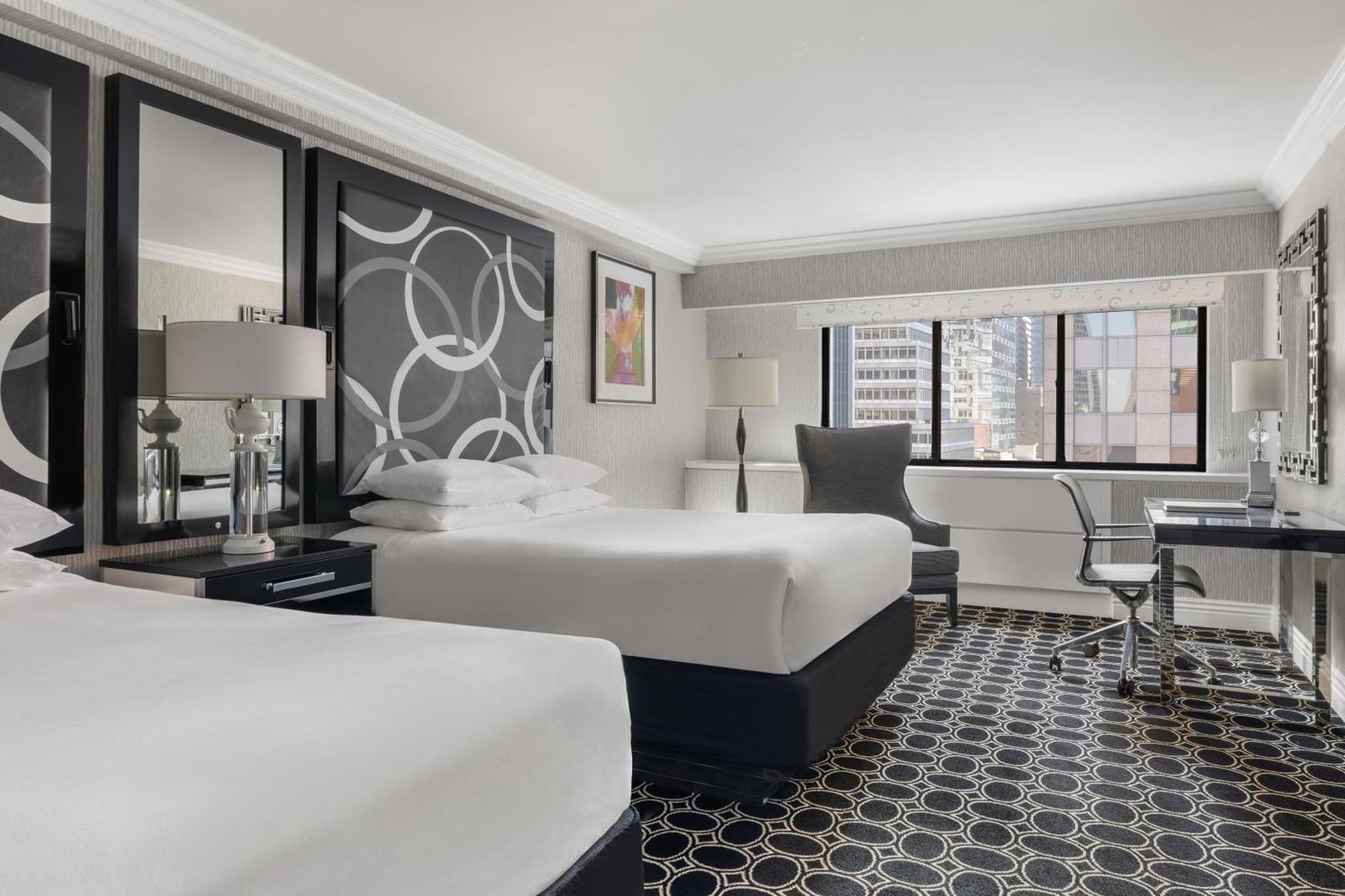 Executive Two Queen Beds Balcony