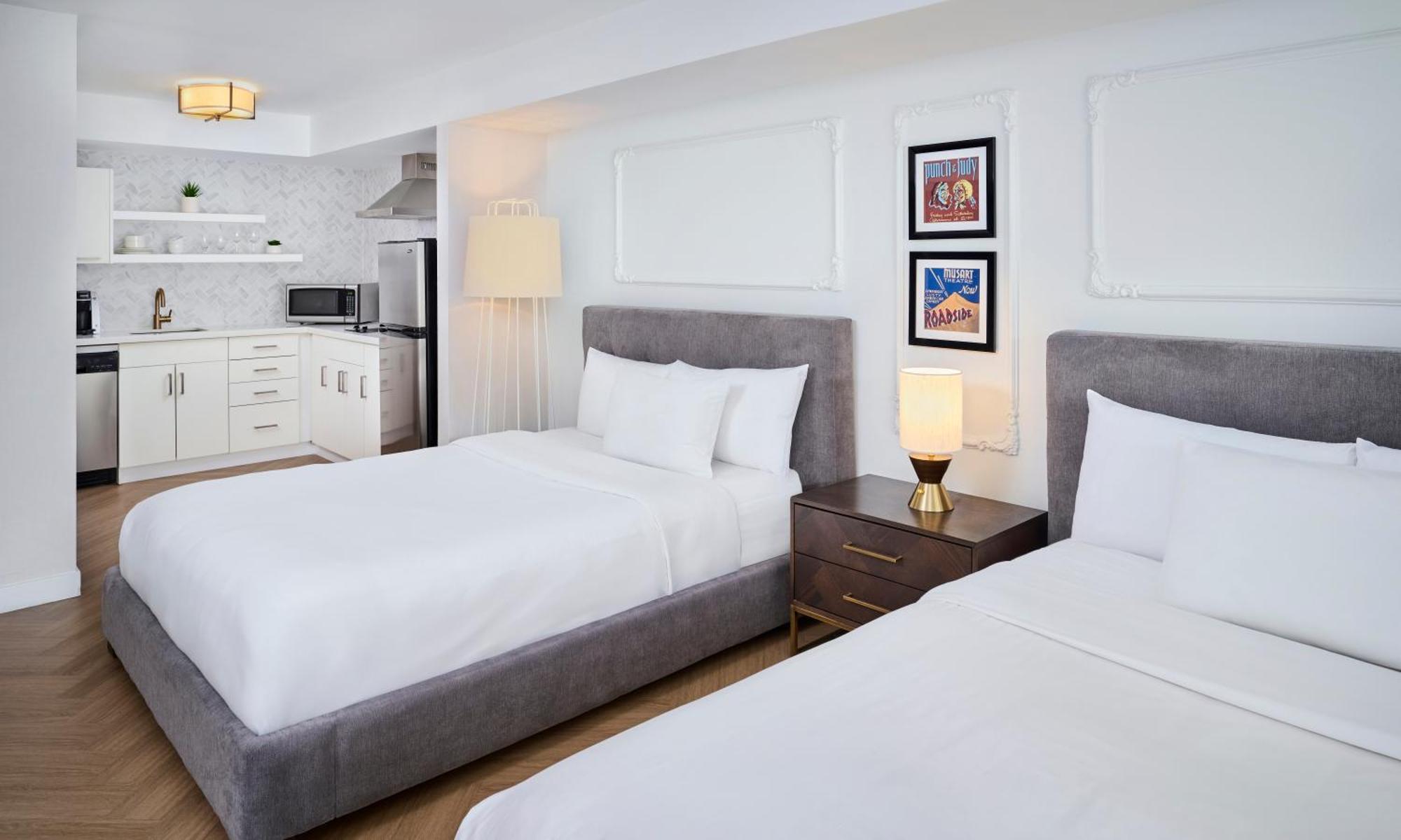 Deluxe Studio Two Queen Beds
