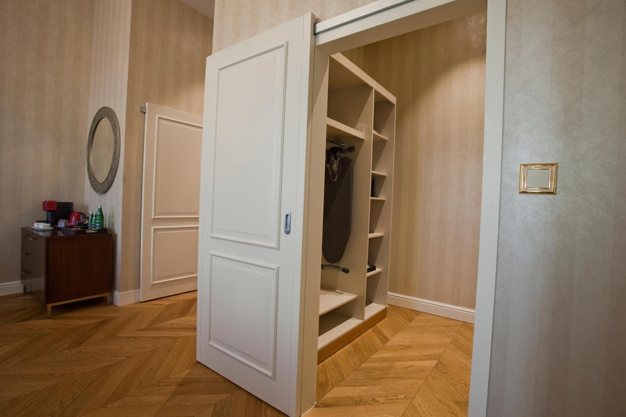Presidential Suite
