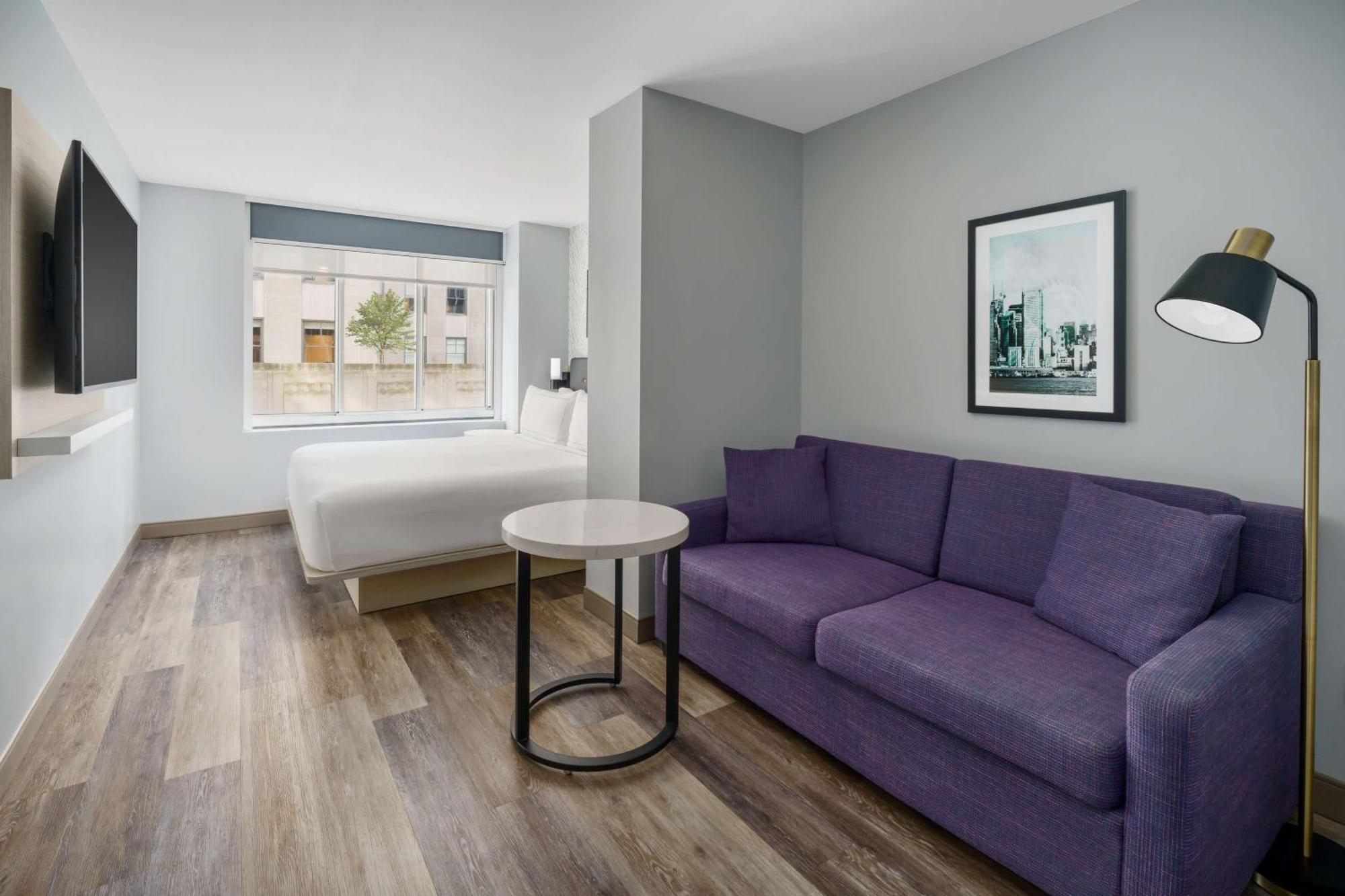 King Studio Suite