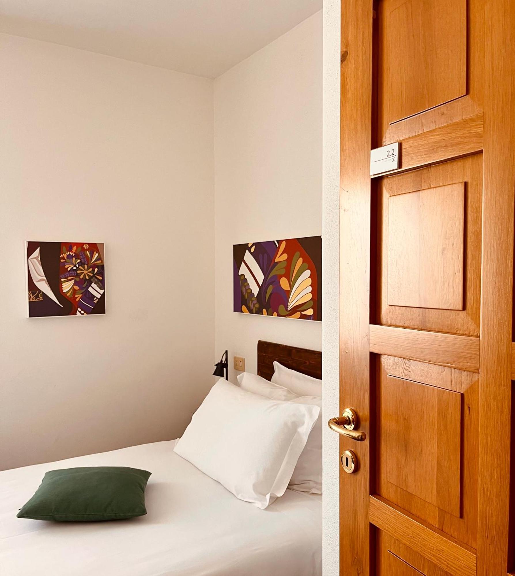 Camera Singola con Bagno Privato