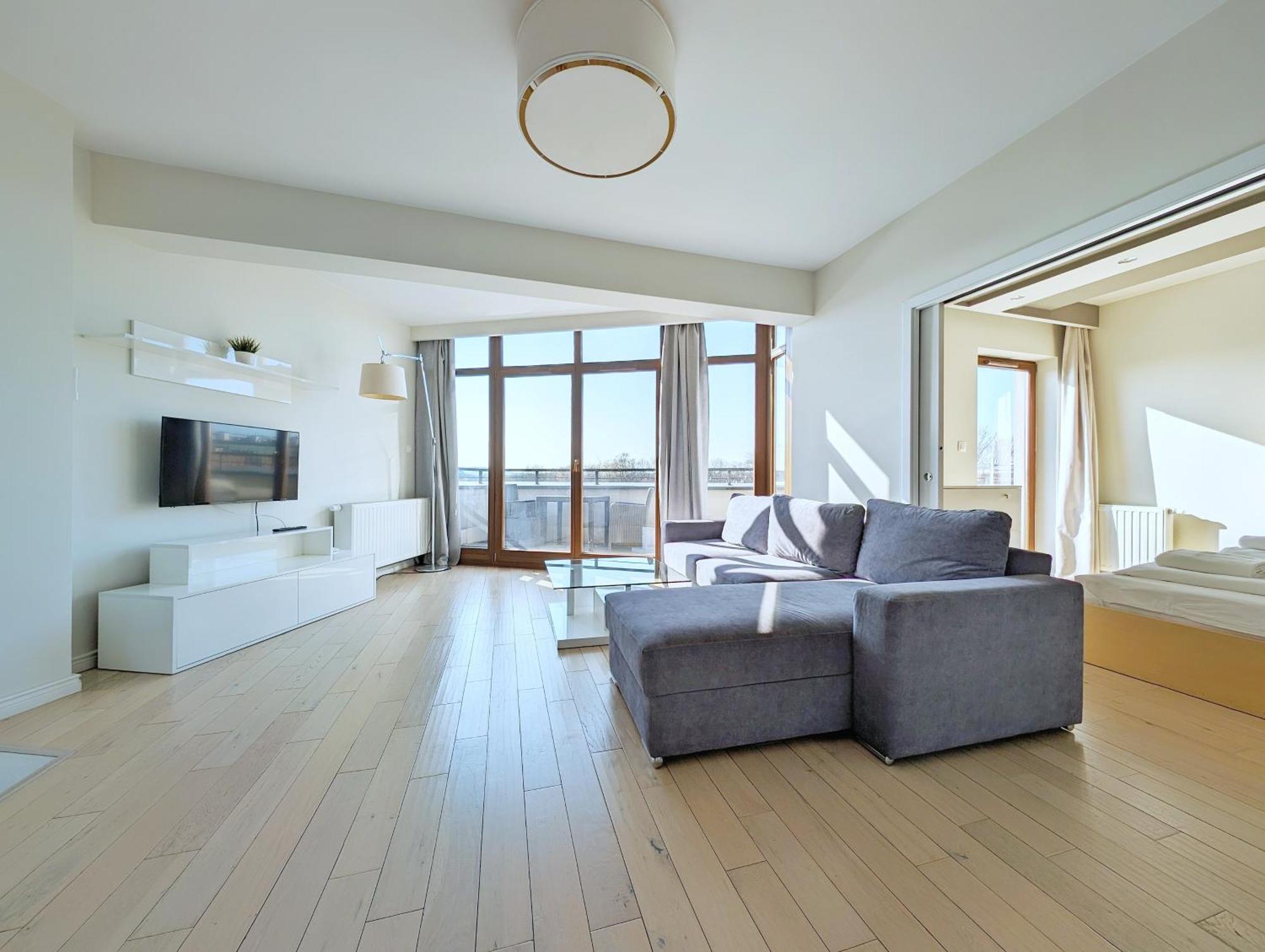 Penthouse Apartment Terrace City View
