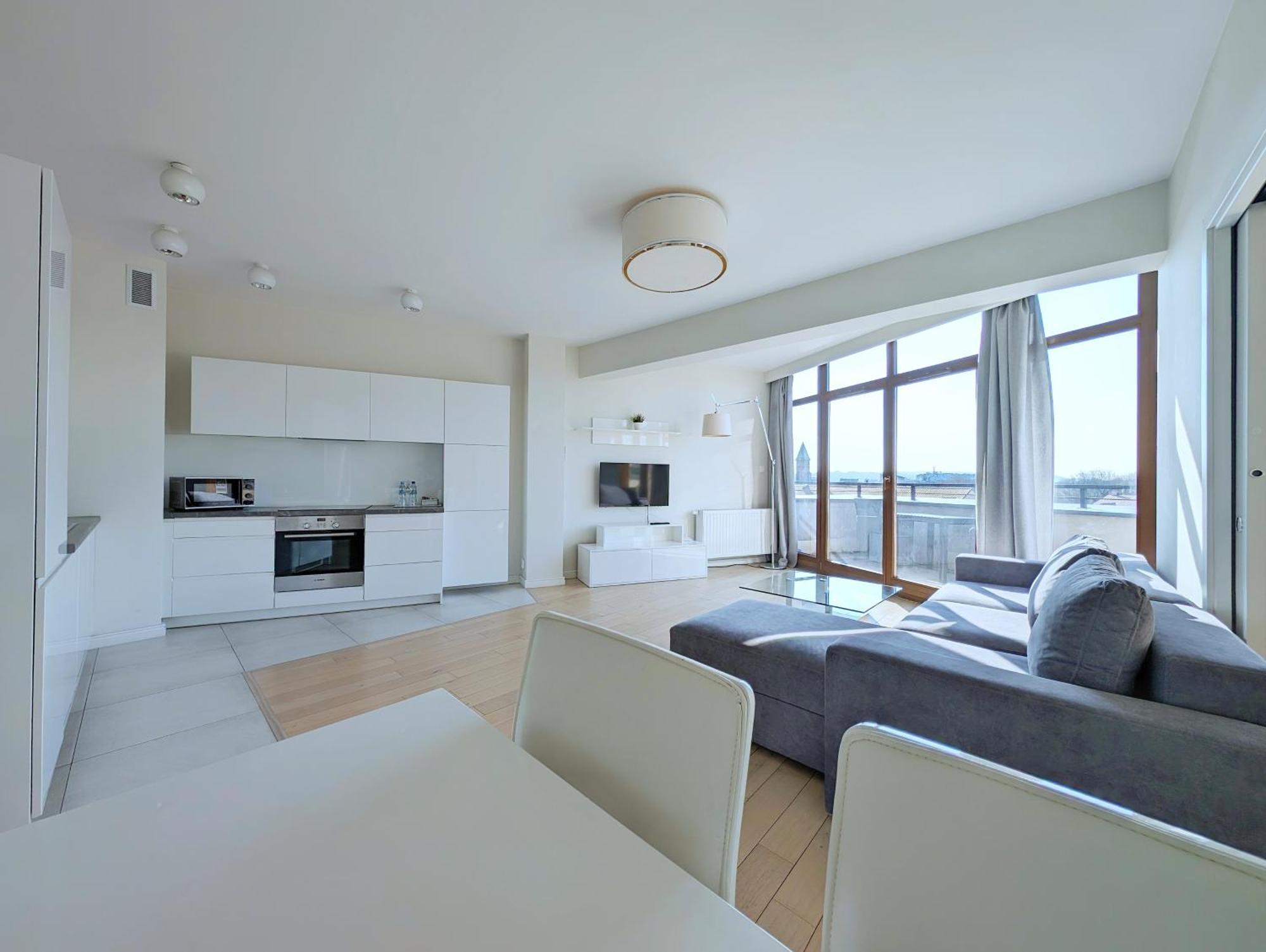 Penthouse Apartment Terrace City View
