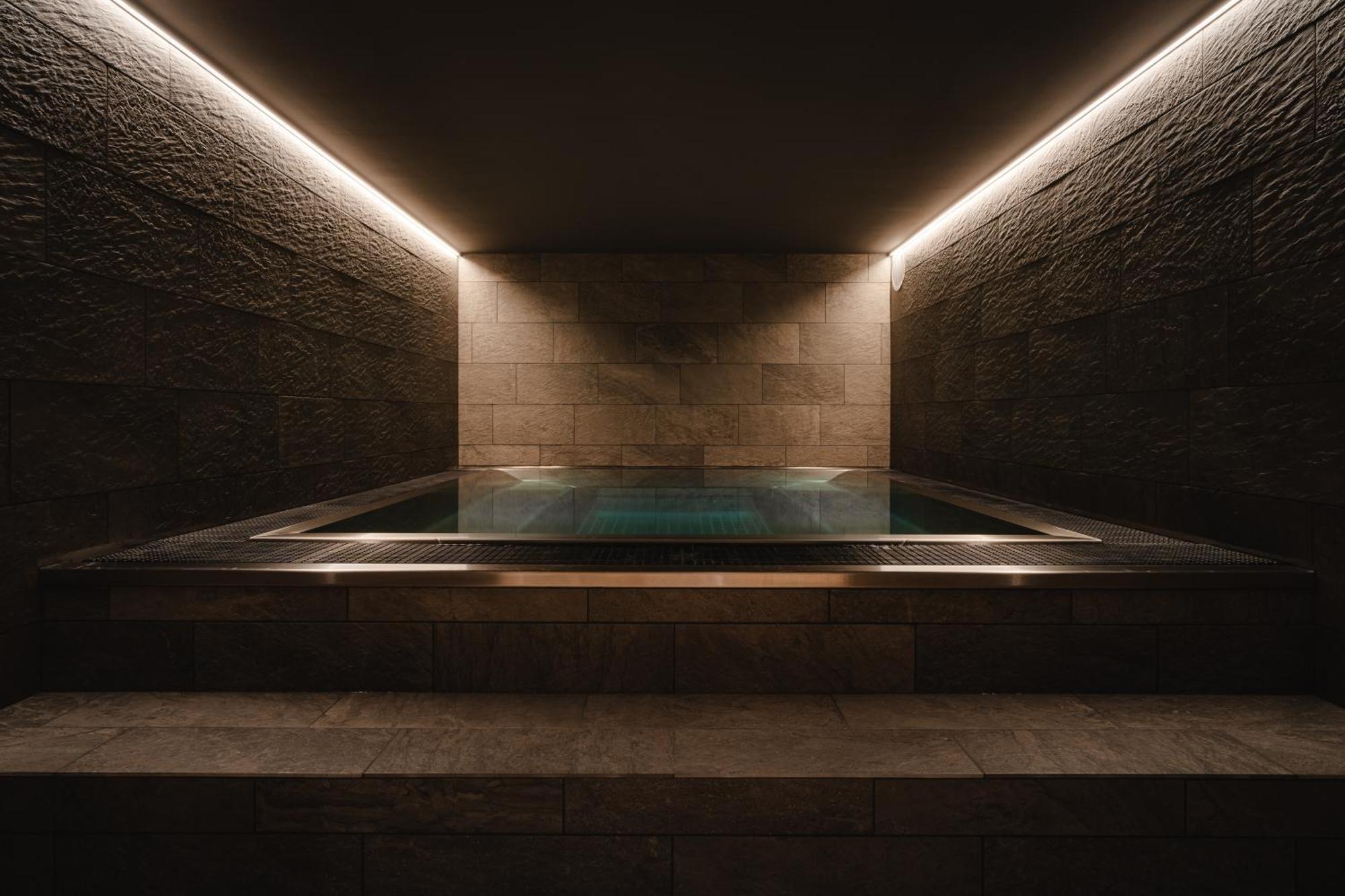 Family Suite Sea View Spa Access