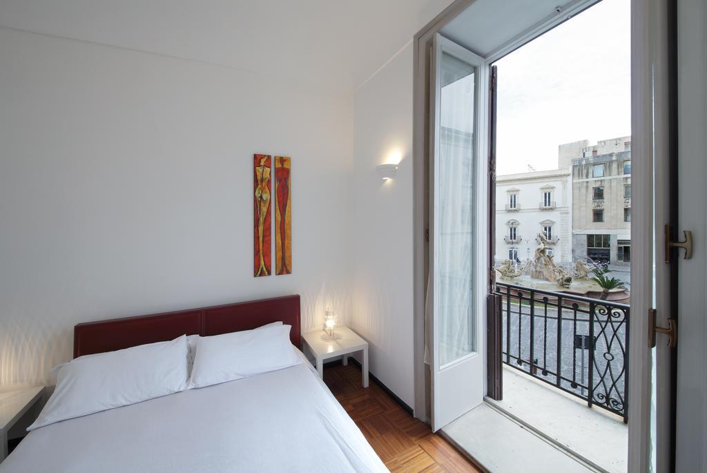 King Room Square View