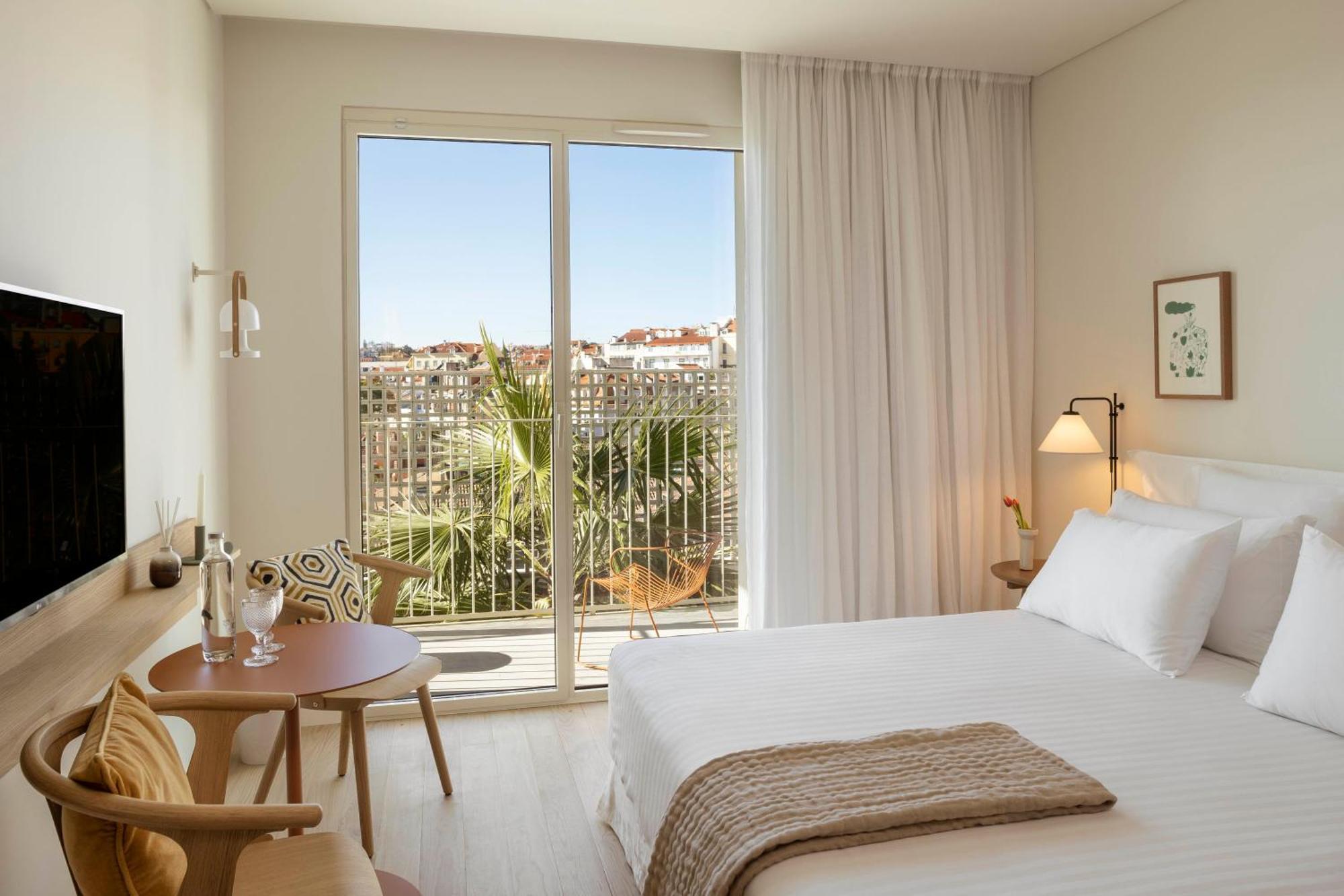 Double or Twin Room Balcony