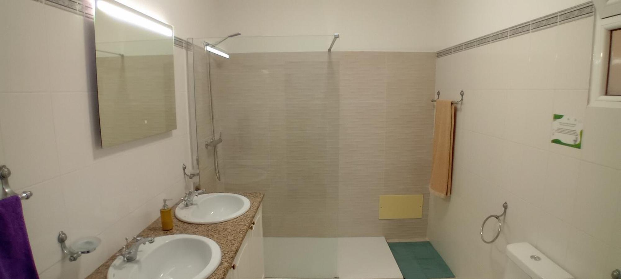 Double or Twin Room Sea View